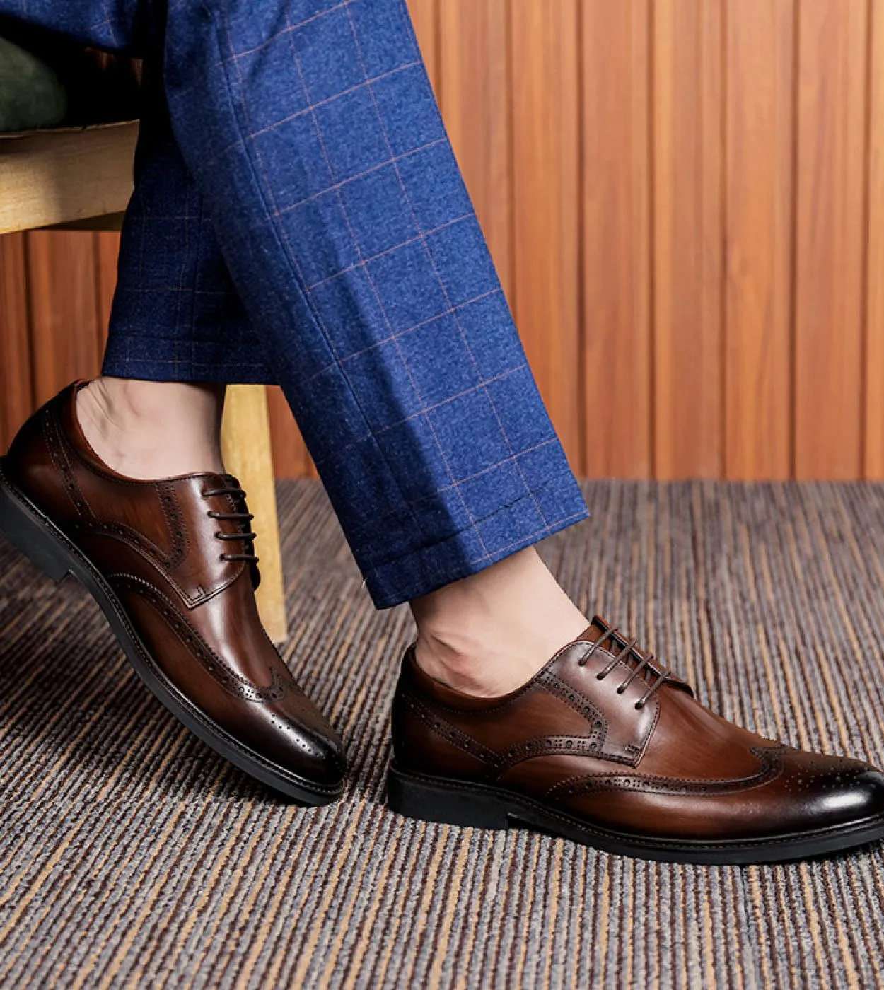 2022 Scarpe da sposa da uomo primaverili Scarpe brogue da uomo britanniche Scarpe eleganti da uomo da uomo in vera pelle Scarpe