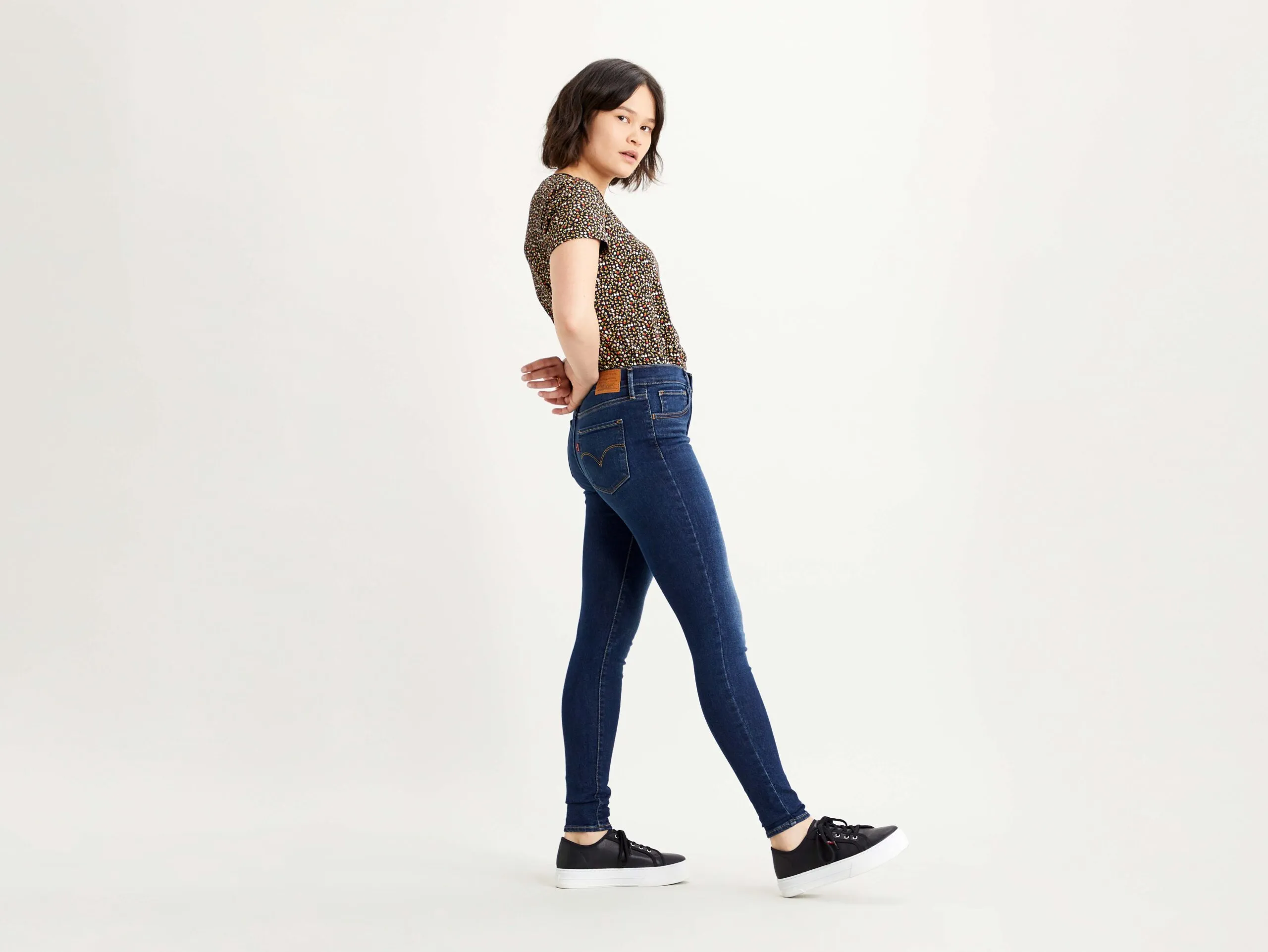 720™ HIGH-WAISTED SUPER SKINNY JEANS