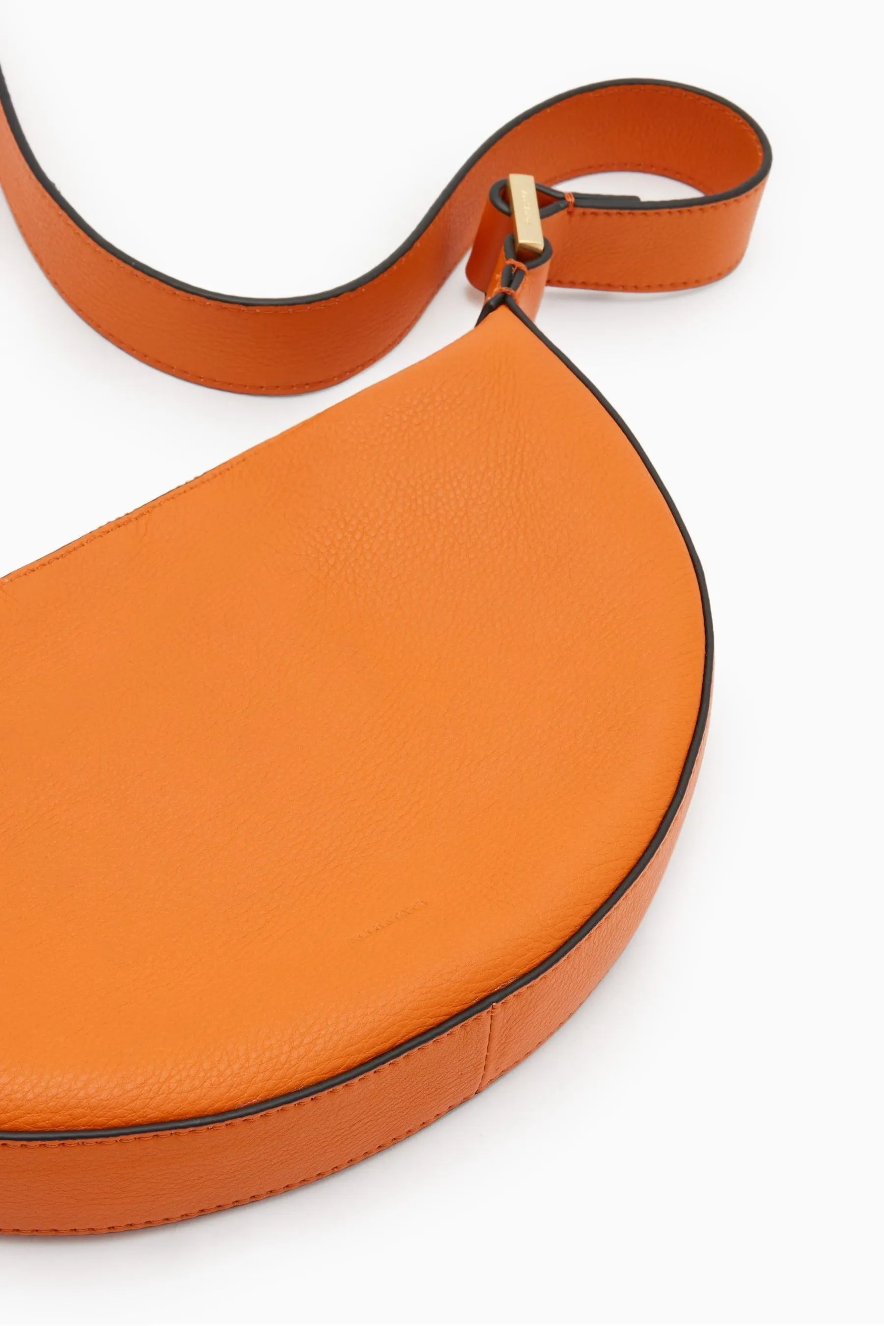 AllSaints - Borsa a tracolla a mezzaluna    