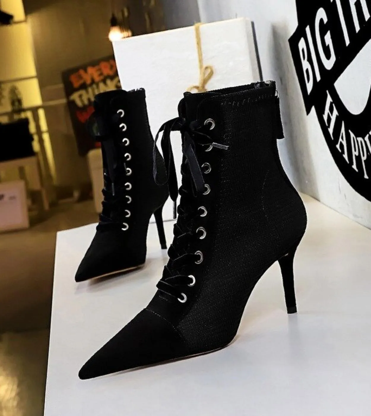 Bigtree New Punk Stivaletti da donna Lace Up Punta a punta Tacco alto Stivaletti Chelsea neri Décolleté 8cm Scarpe per donna Pel