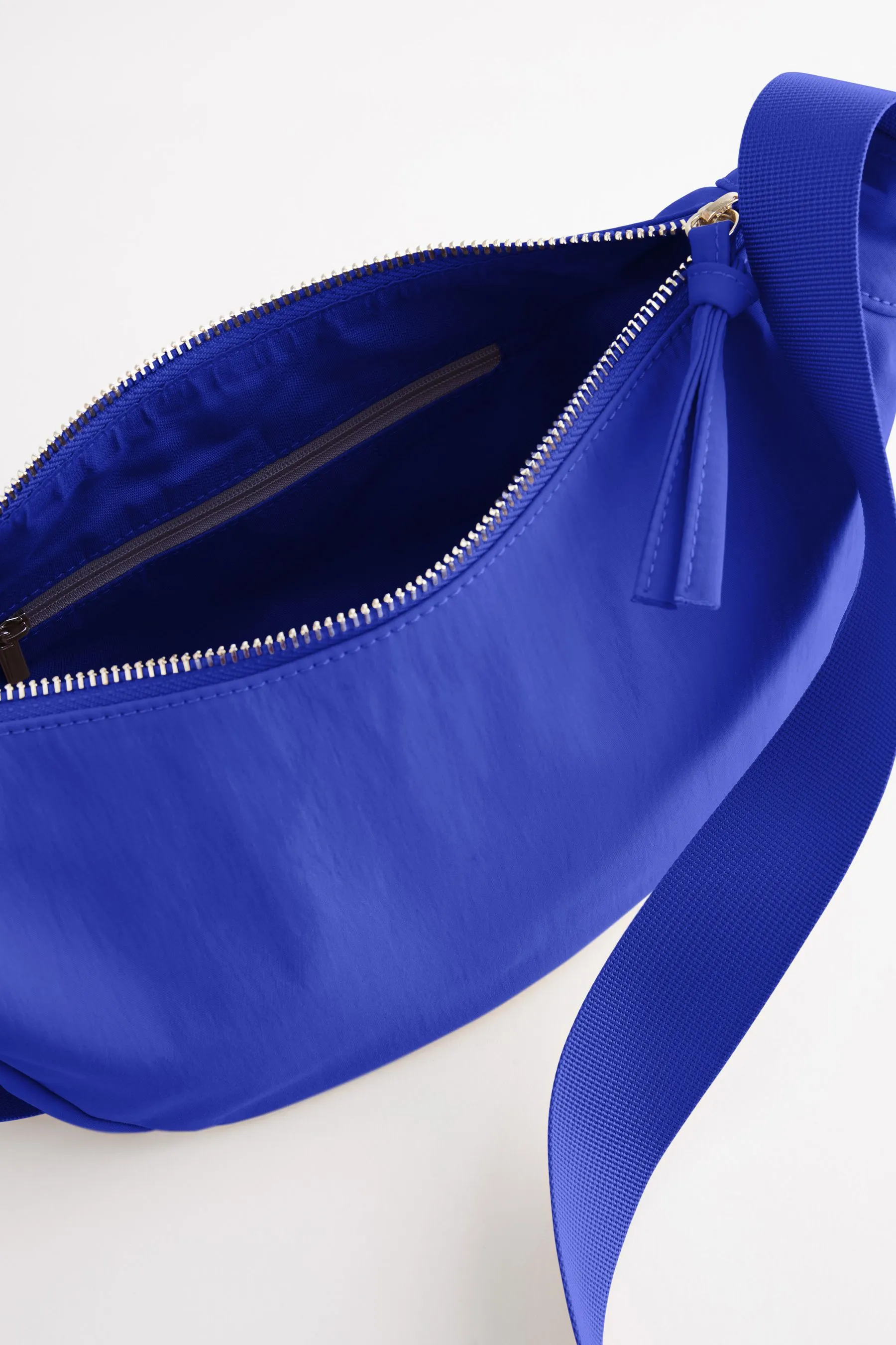 Borsa a tracolla con cinturino    