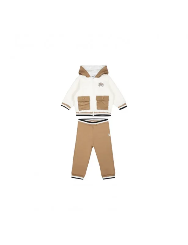 BOSS     Completo felpa e pantalone con dettagli Boss
