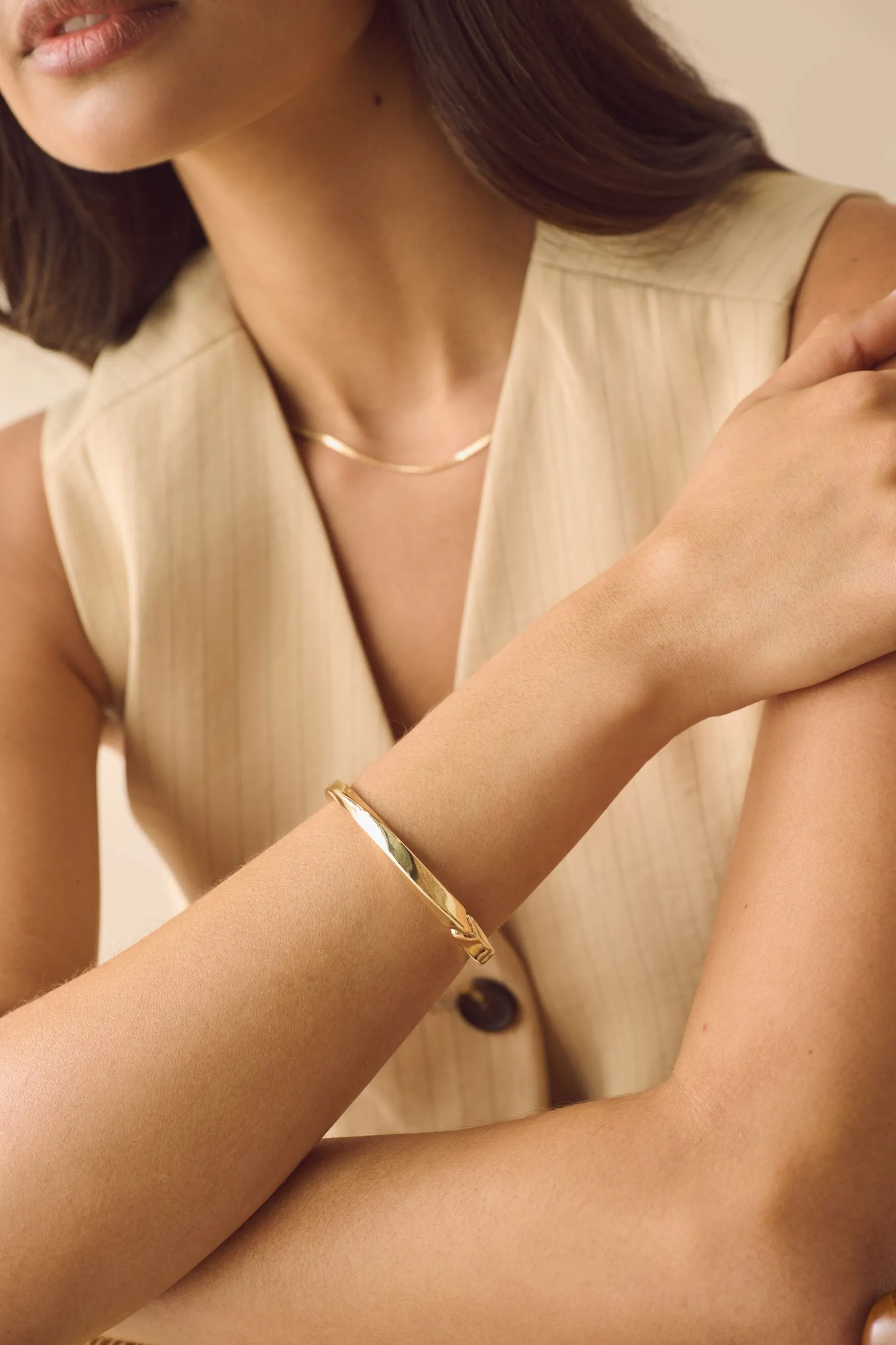 Bracciale intrecciato in zinco riciclato
