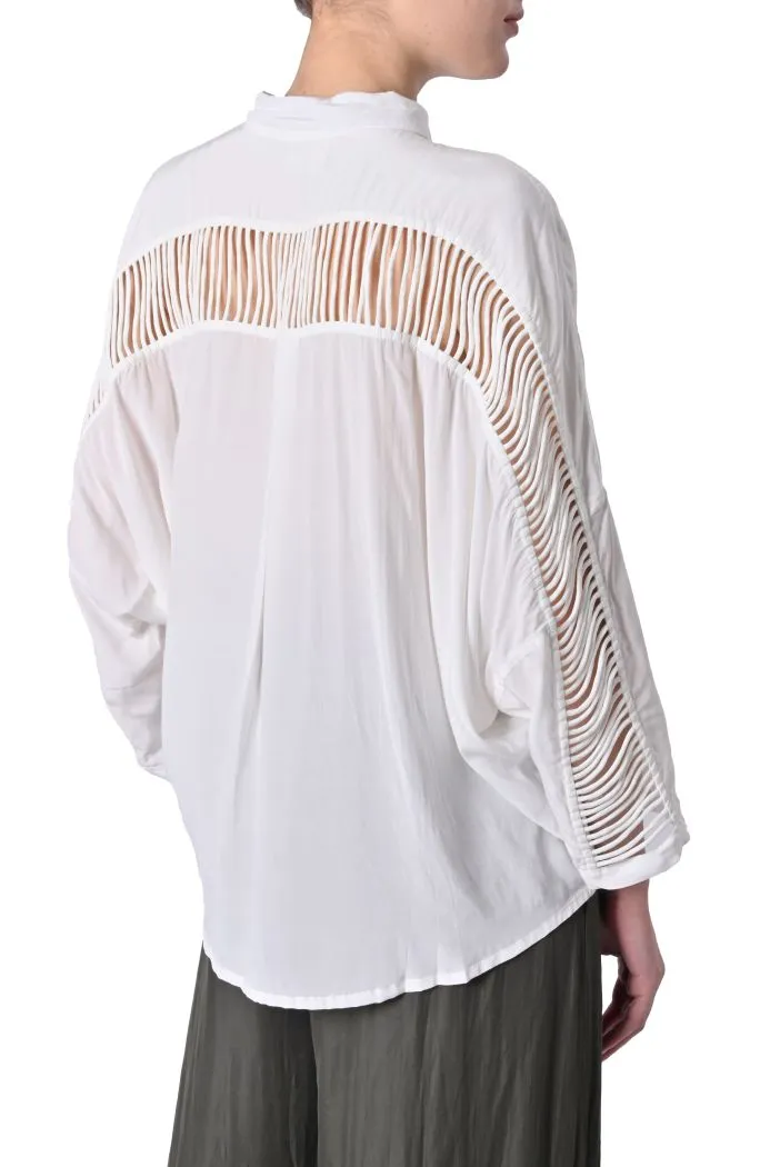 Camicia Clara oversize traforata di Karma Koma