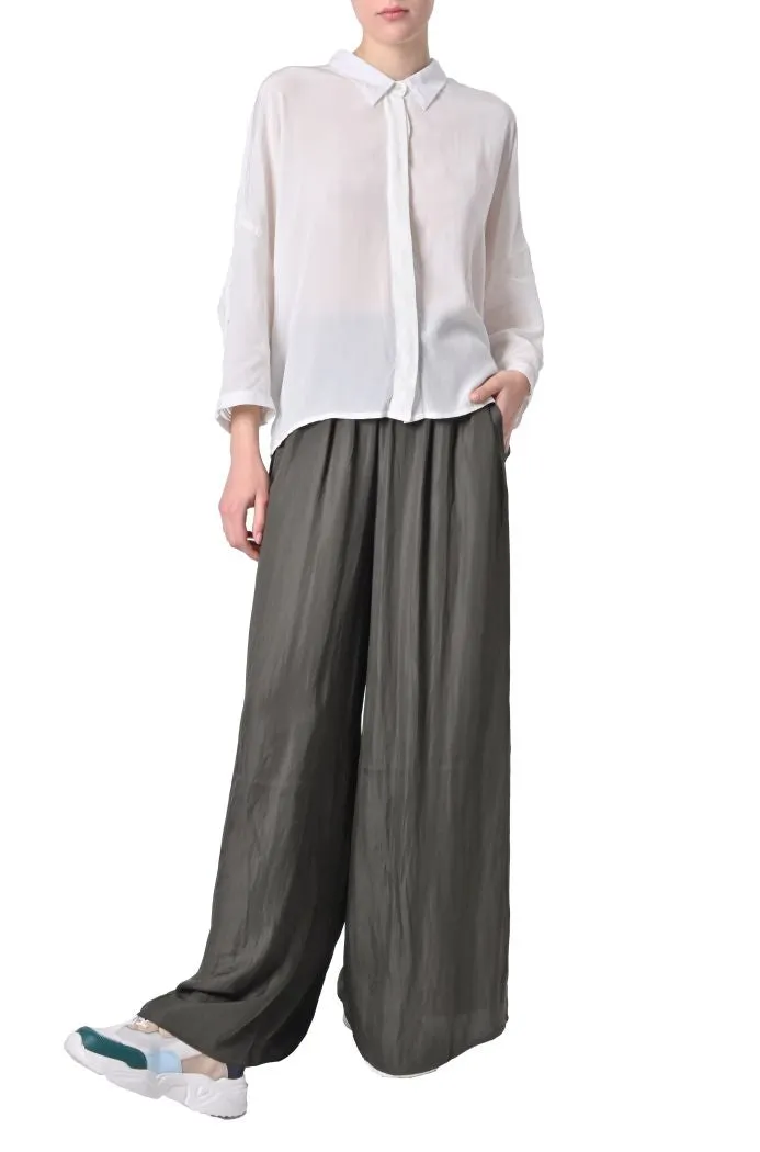 Camicia Clara oversize traforata di Karma Koma