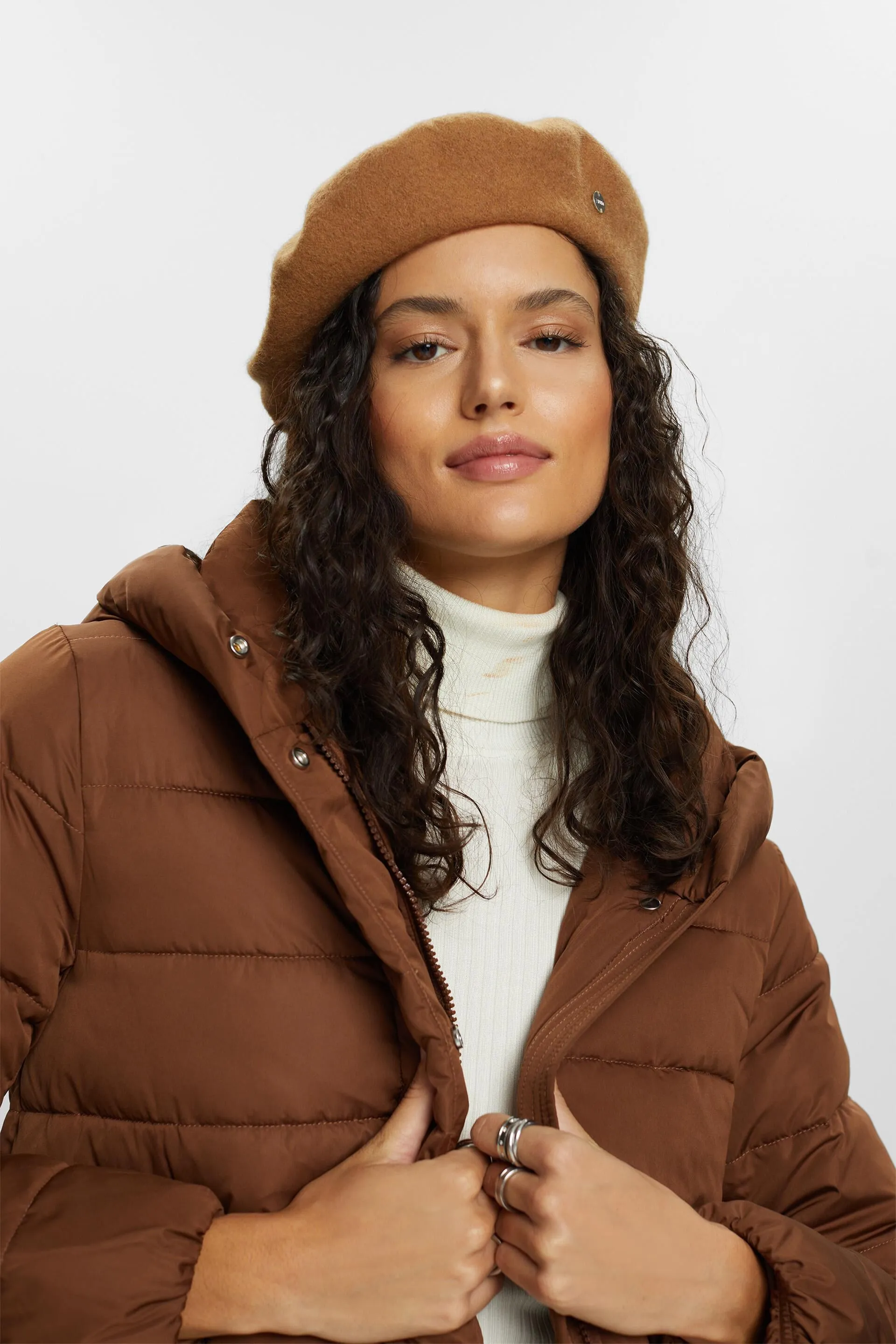 Cappotto a piumino con cappuccio