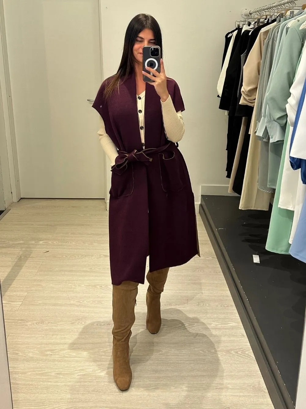 Cardigan con tasche e cintura