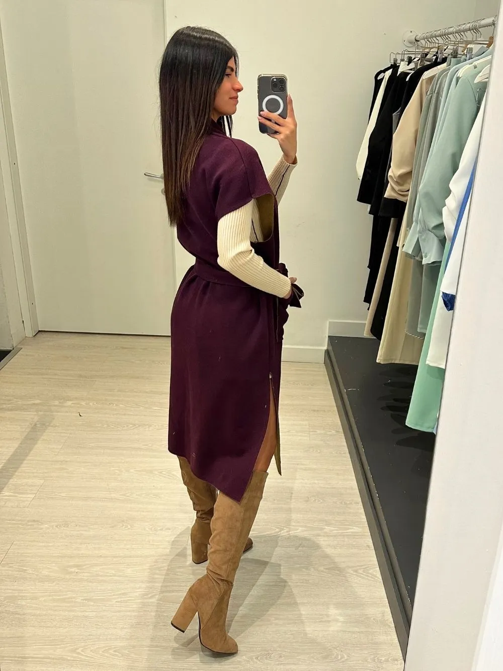 Cardigan con tasche e cintura