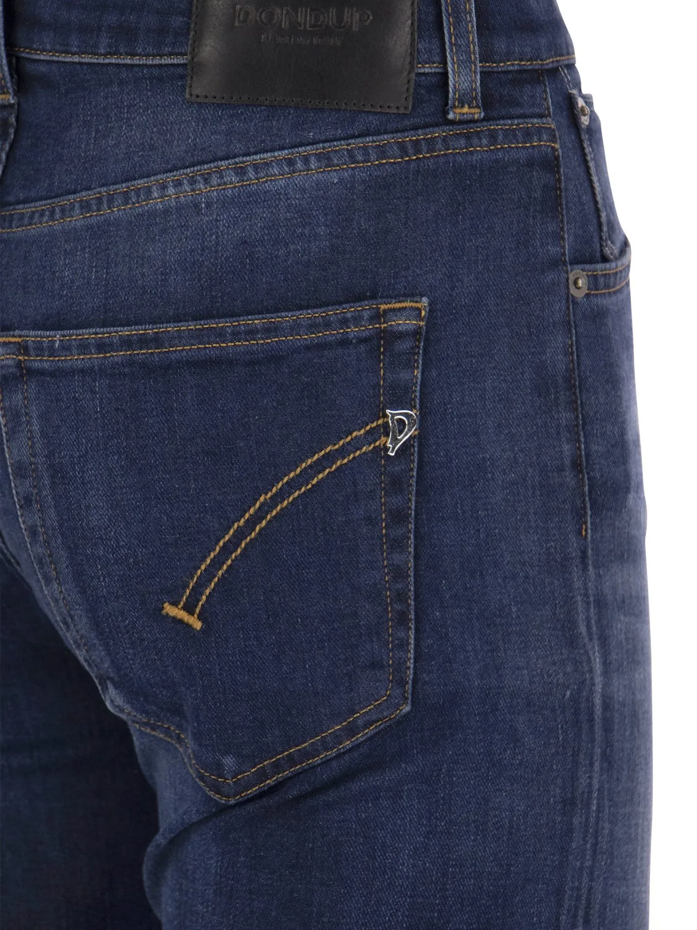 DAILA – Jeans in denim stretch organico