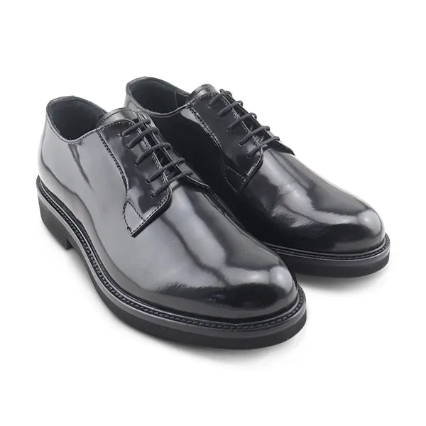 Derby nero in pelle abrasivato