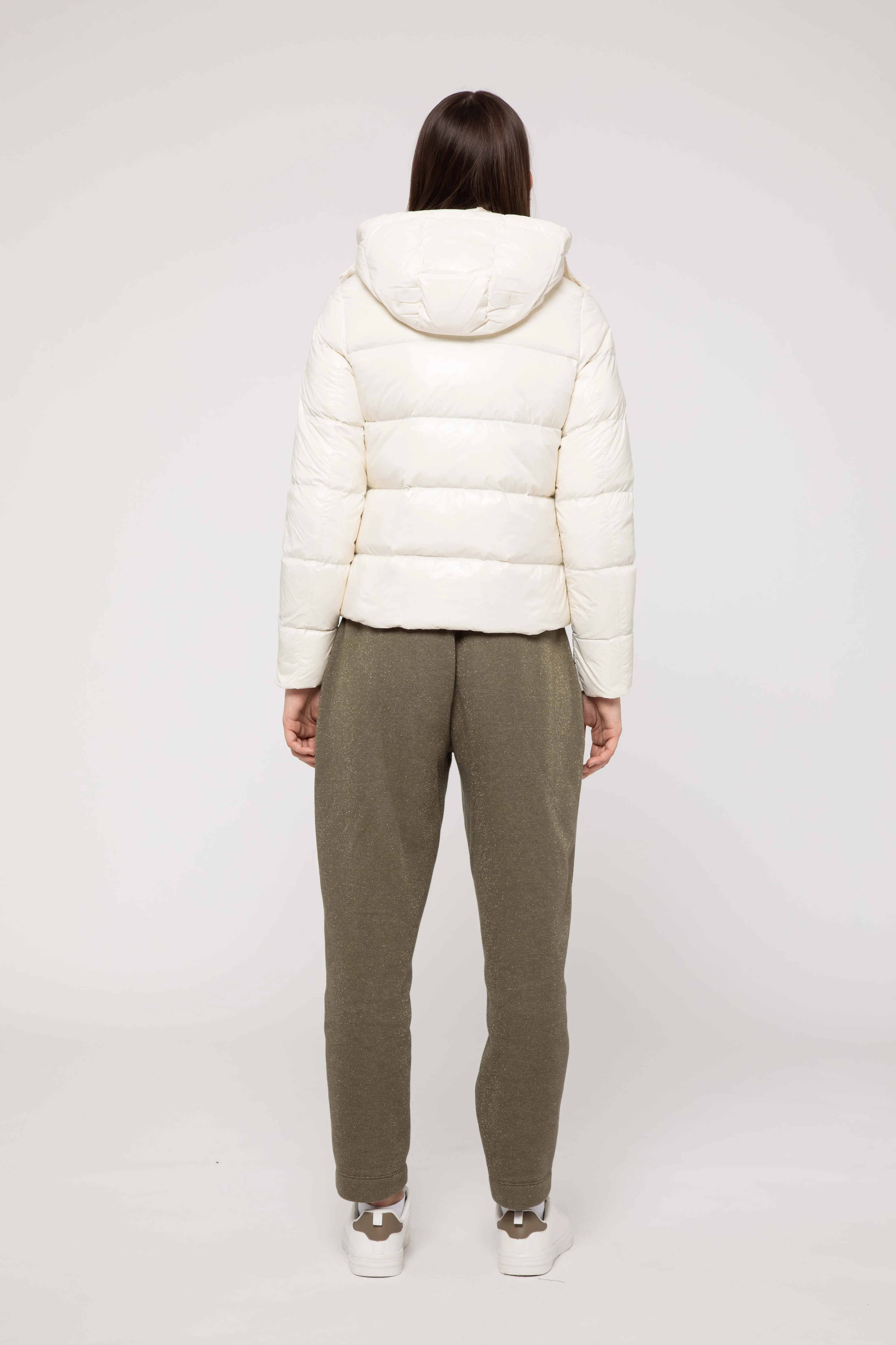 GLOSSY WHITE SHORT DOWN JACKET