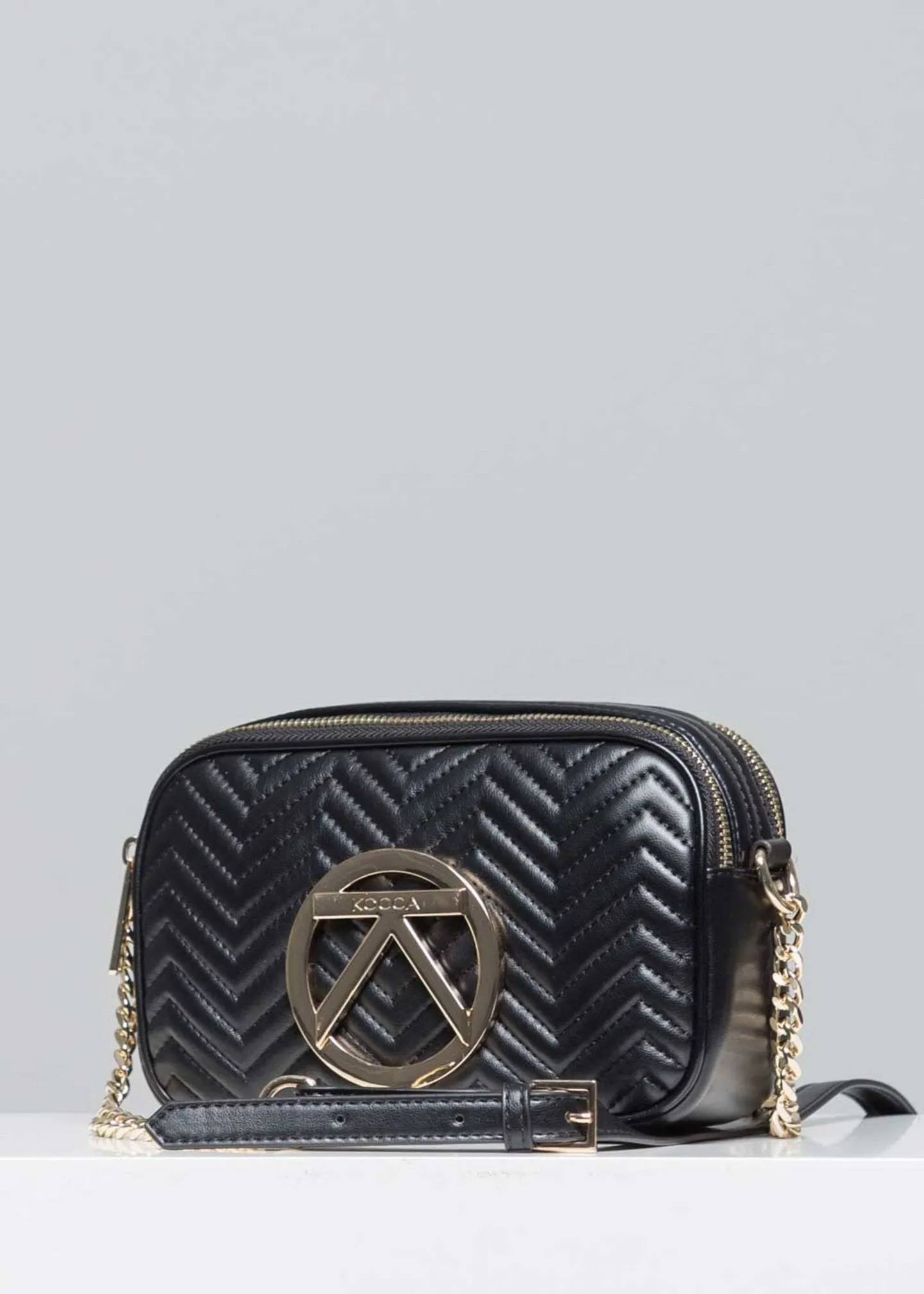 Kocca Shoulder Bag / Black