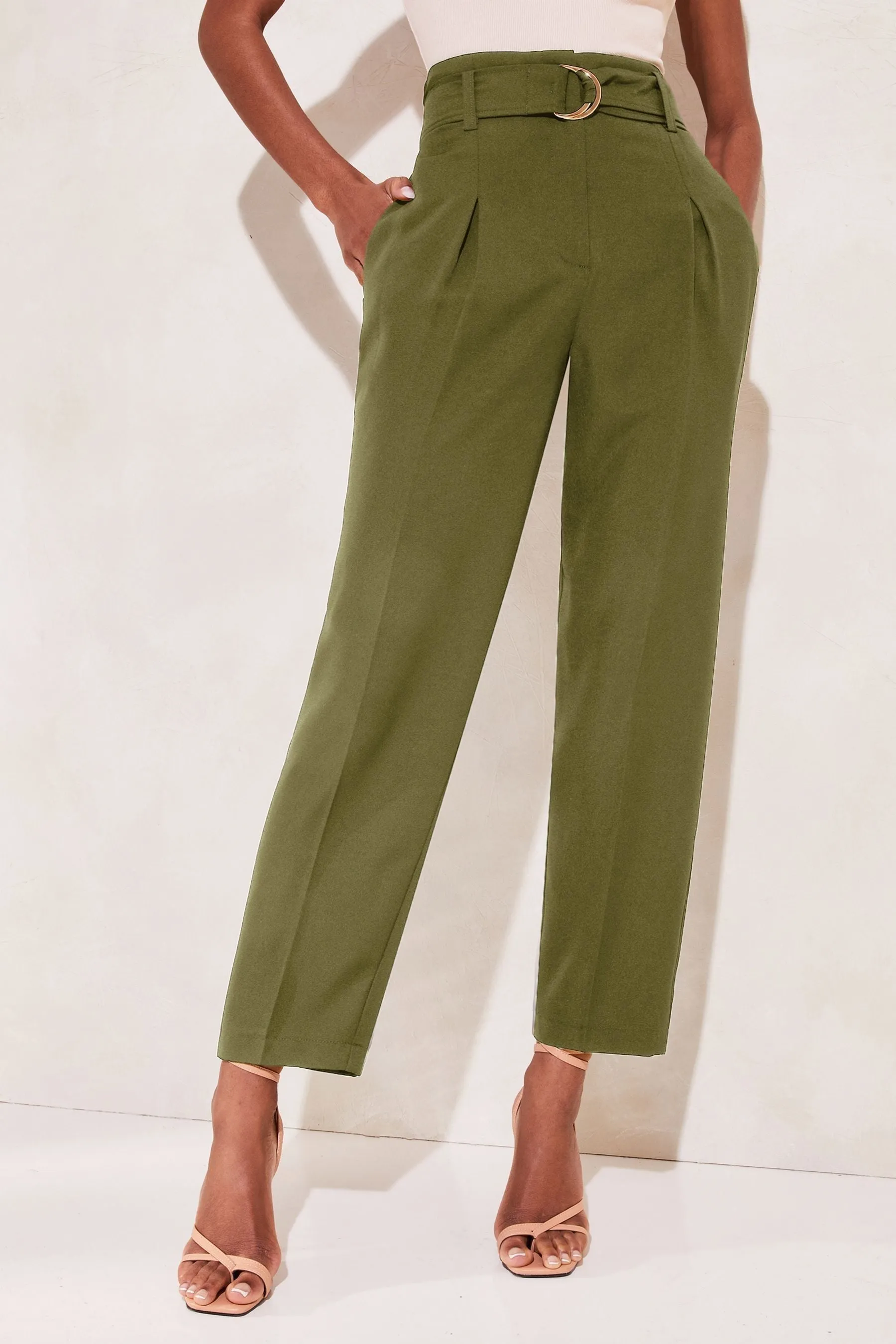 Lipsy - Con cintura Pantaloni eleganti stretti in fondo