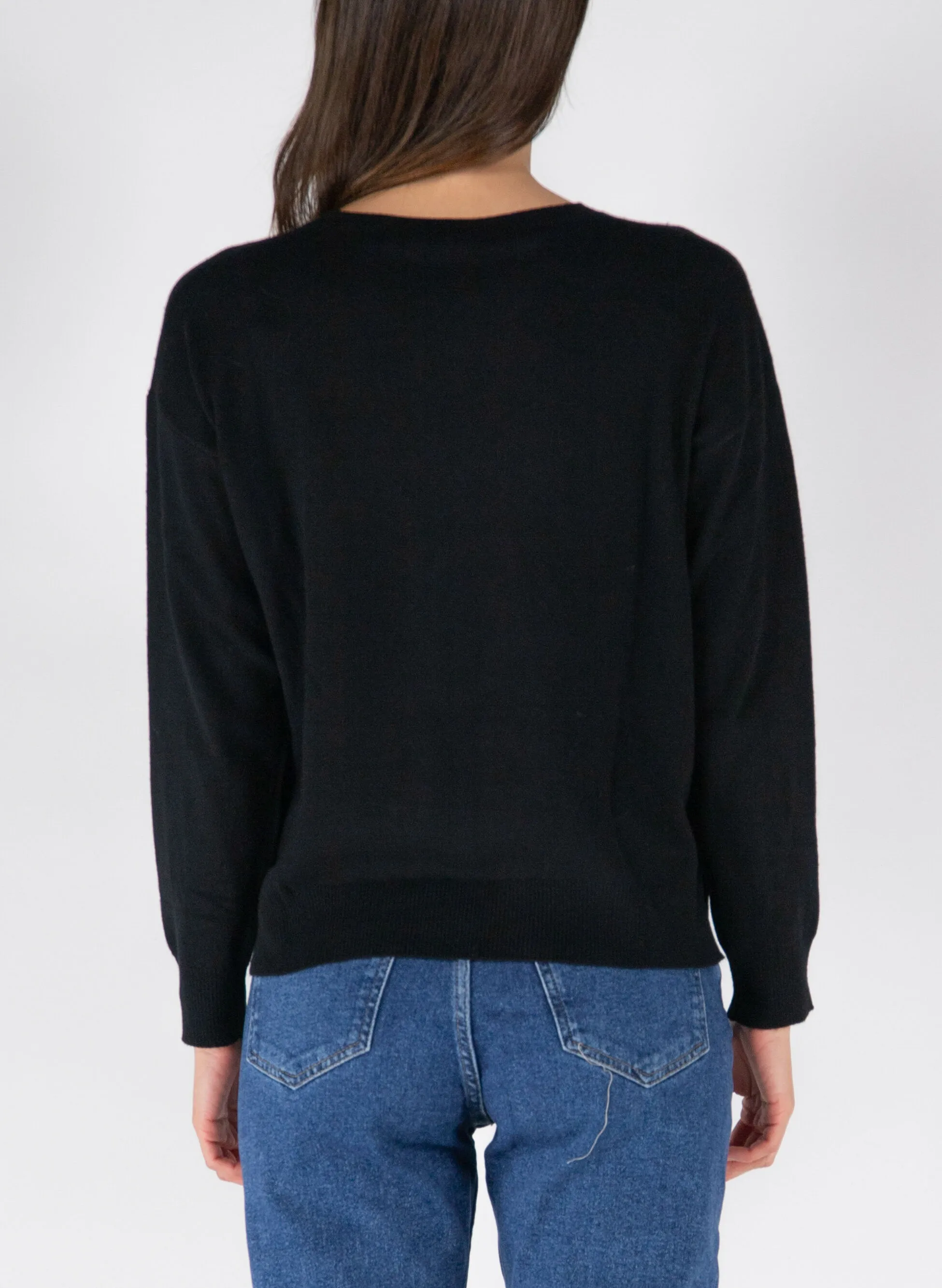 maglione girocollo con logo strass