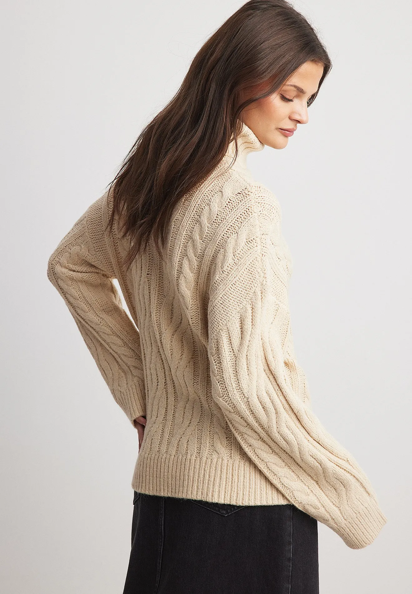 MIT ZOPFMUSTER UND ROLLKRAGEN - Maglione
