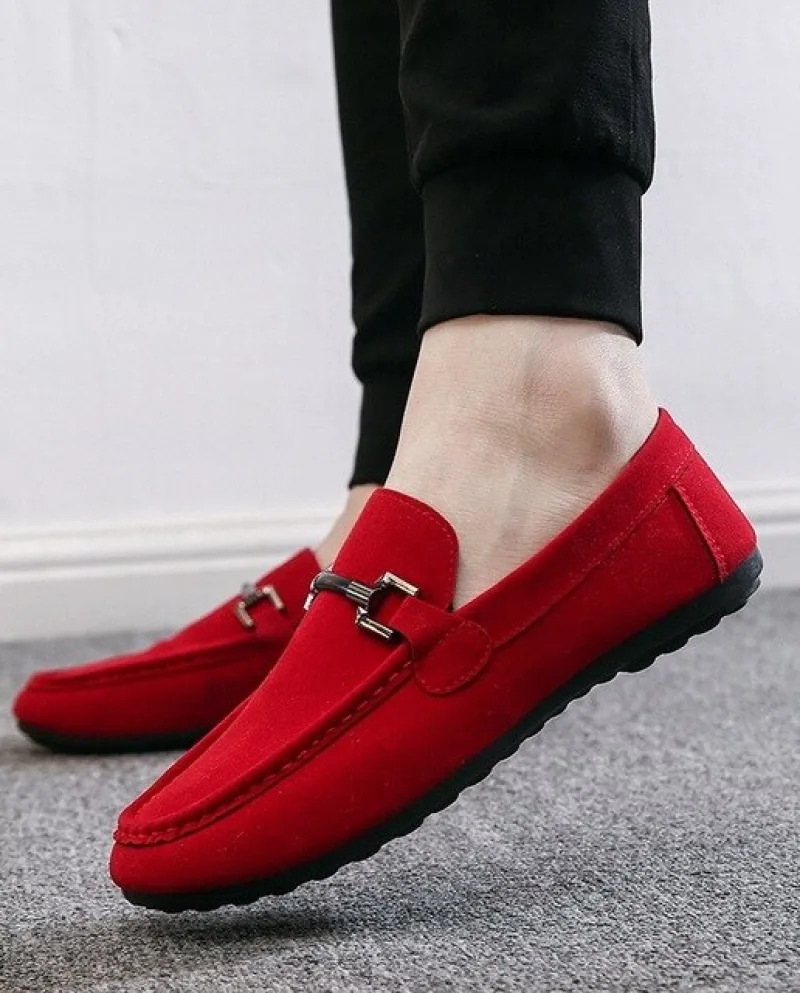 Mocassini casual da uomo in pelle scamosciata con ricamo Mocassini Oxfords Party Slip On Driving Male Flats Plus Size Antiscivol