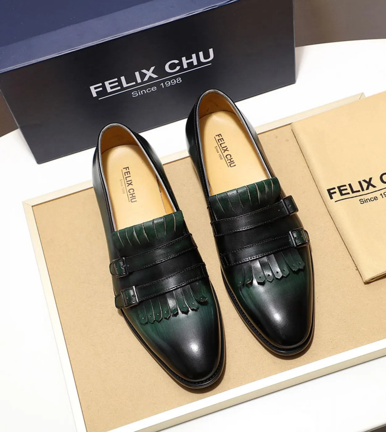 Mocassini con nappine in pelle marrone Uomo Mocassini con nappe marroni da uomo Scarpe fatte a mano da uomo
