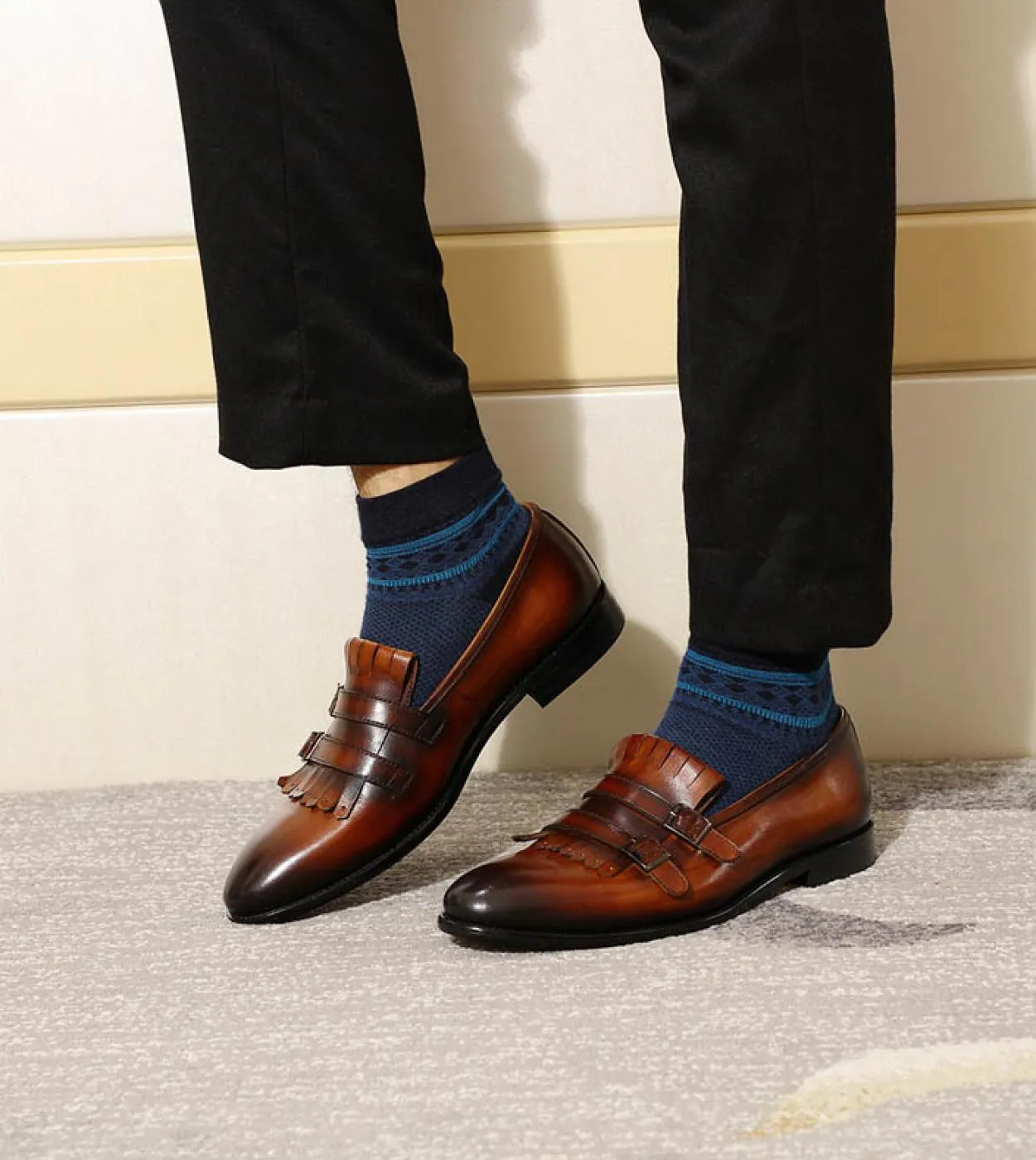 Mocassini con nappine in pelle marrone Uomo Mocassini con nappe marroni da uomo Scarpe fatte a mano da uomo