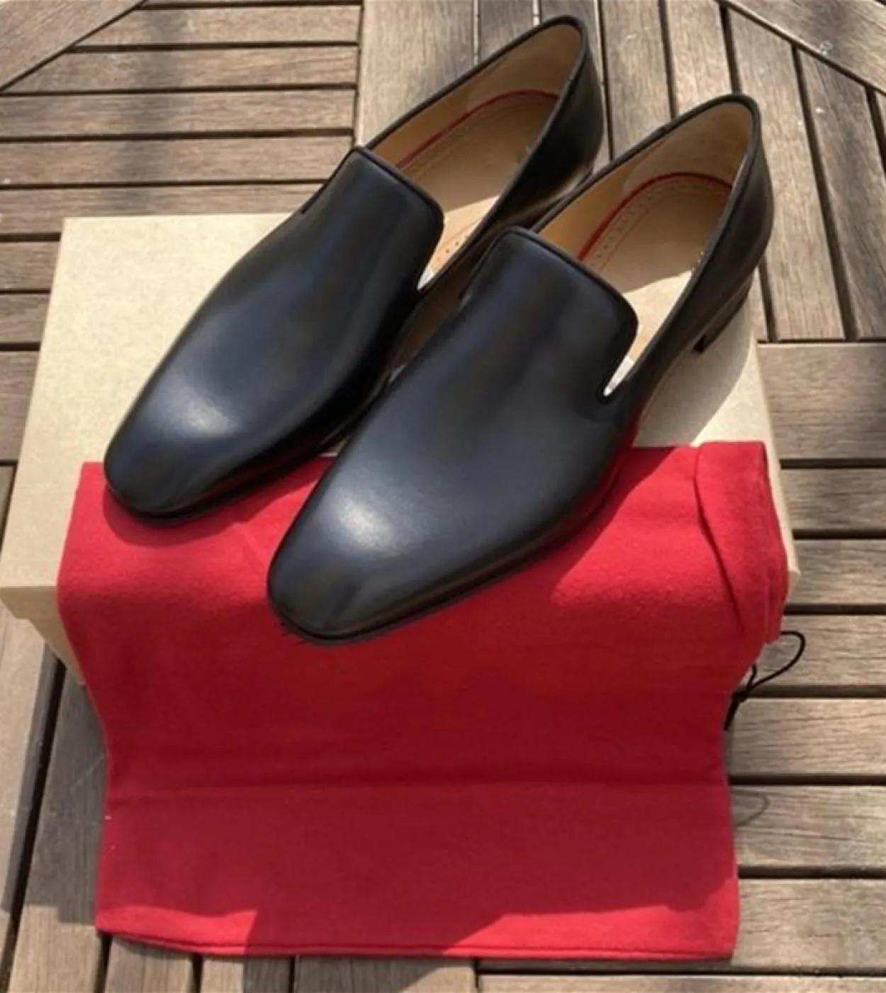 Mocassini con suola rossa Scarpe da uomo Mocassini da uomo Scarpe da sposa Scarpe eleganti da uomo Uomo rosso