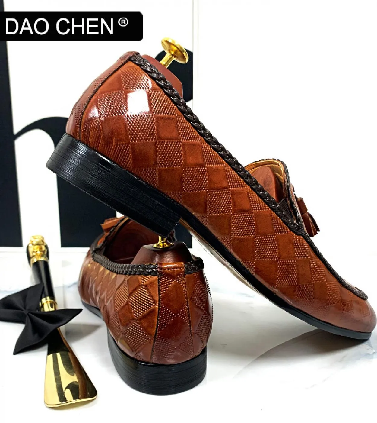 Mocassini marroni con nappe da uomo, mocassini con nappe marroni da uomo, scarpe da uomo di marca di lusso