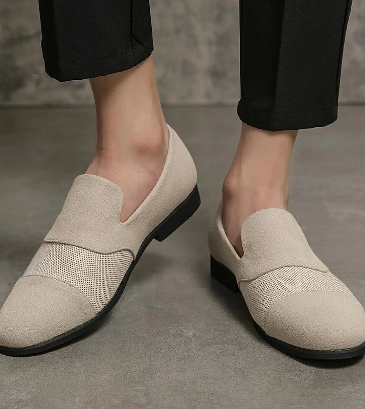 Mocassini semplici e leggeri Uomo di alta qualità Casual Flat Light Fashion Trend Mocassini Slip On Guida in pelle nabuk