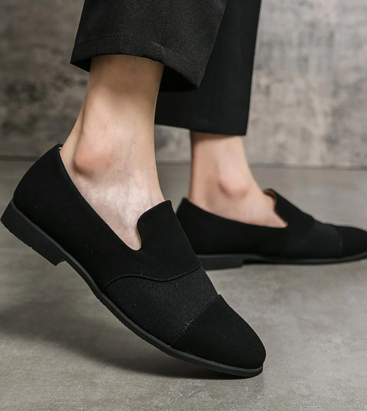 Mocassini semplici e leggeri Uomo di alta qualità Casual Flat Light Fashion Trend Mocassini Slip On Guida in pelle nabuk