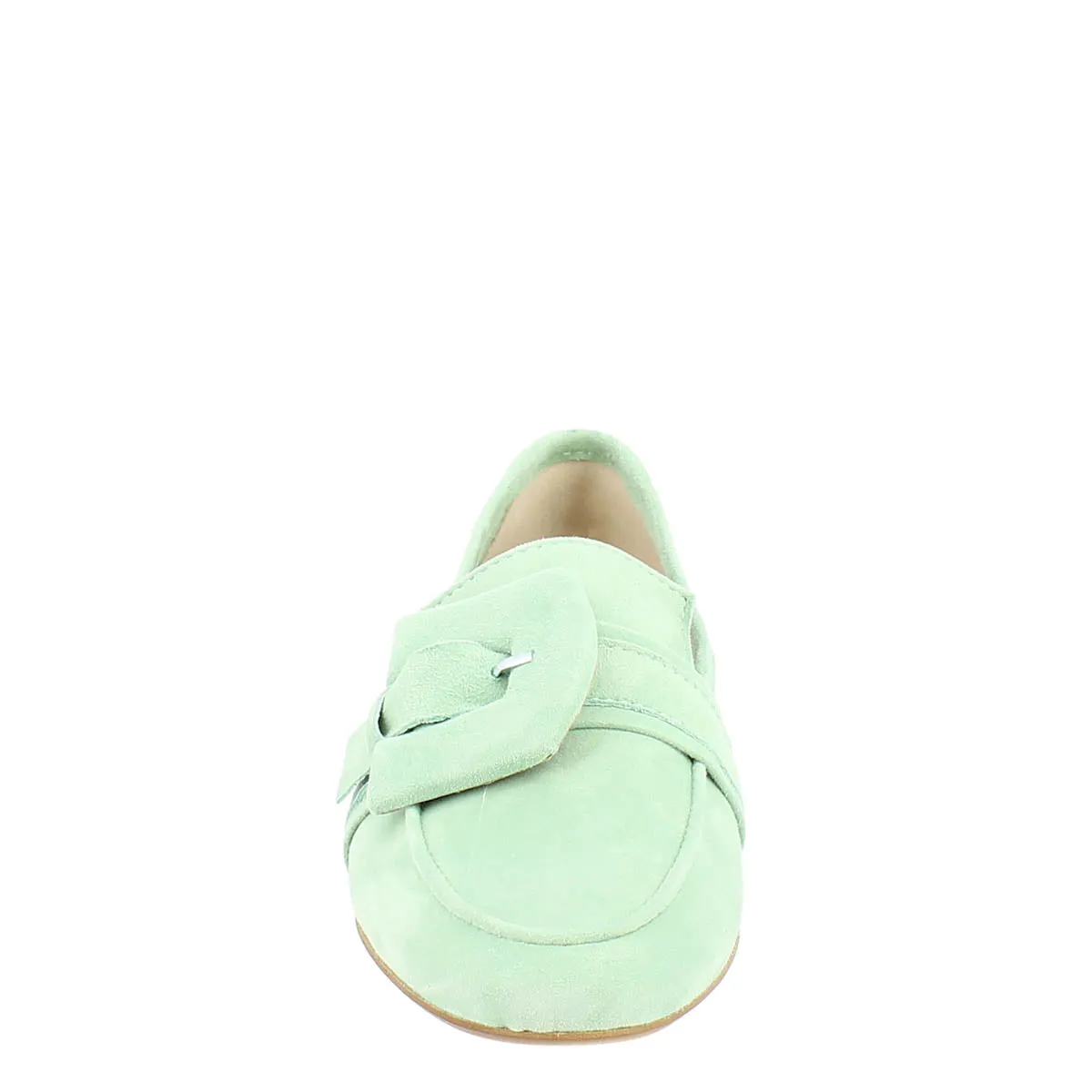 Mocassino da donna in camoscio color menta.