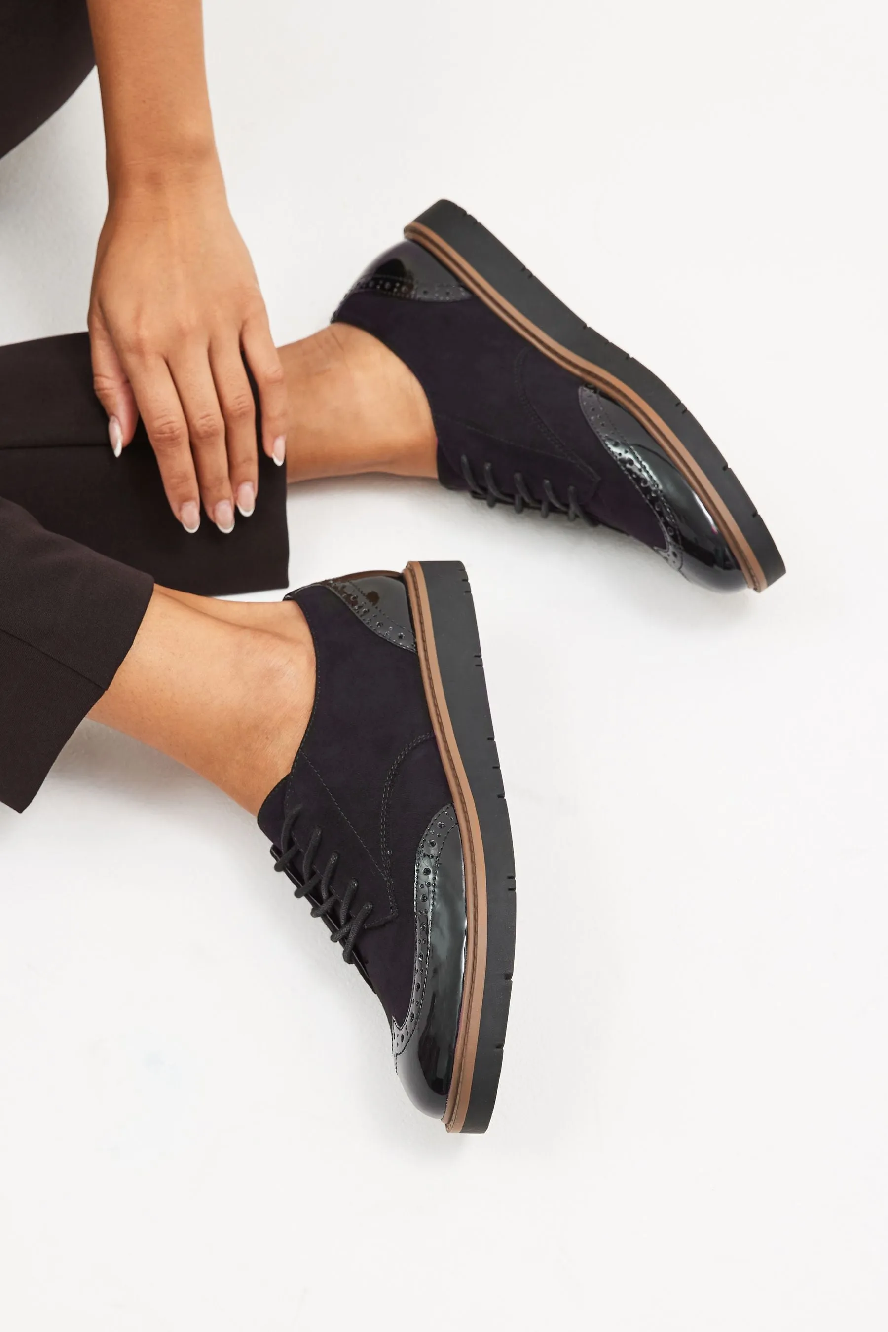 Nero  - Forever Comfort® - Scarpe con suola spessa Pizzo brogue