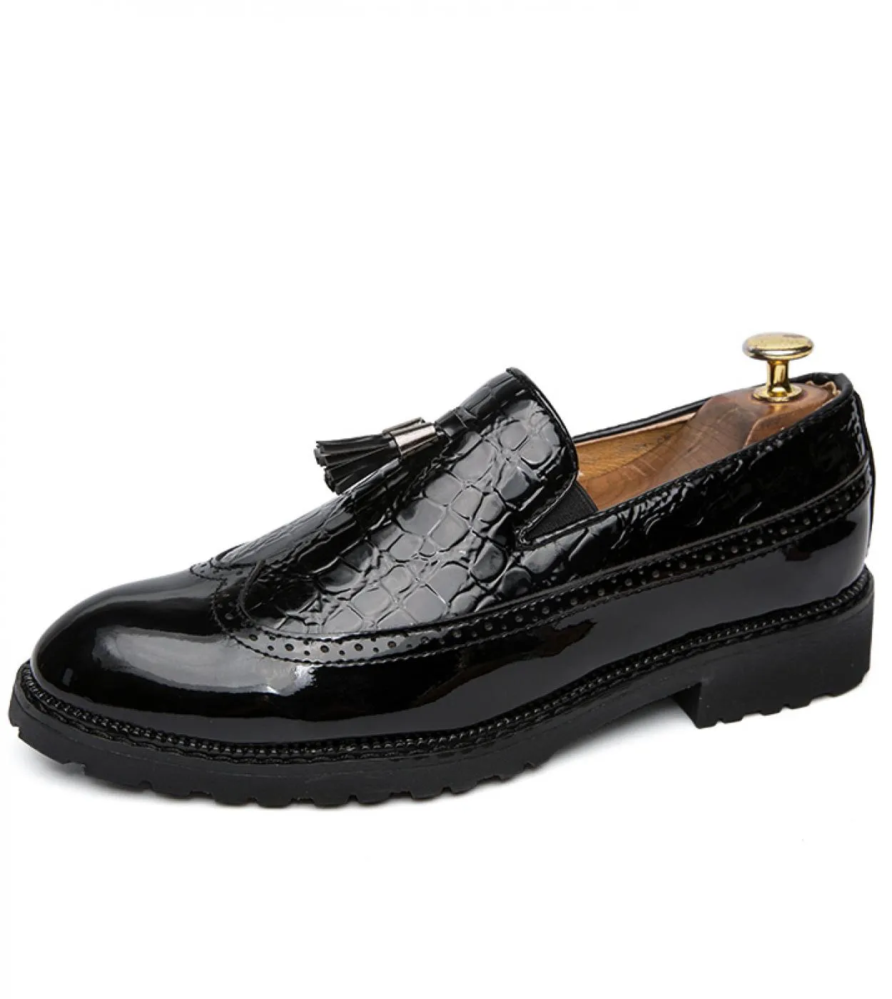 Nuove scarpe da uomo primaverili e autunnali Scarpe brogue da uomo Scarpe casual in pelle comode Scarpe da ballo di lusso Scarpe