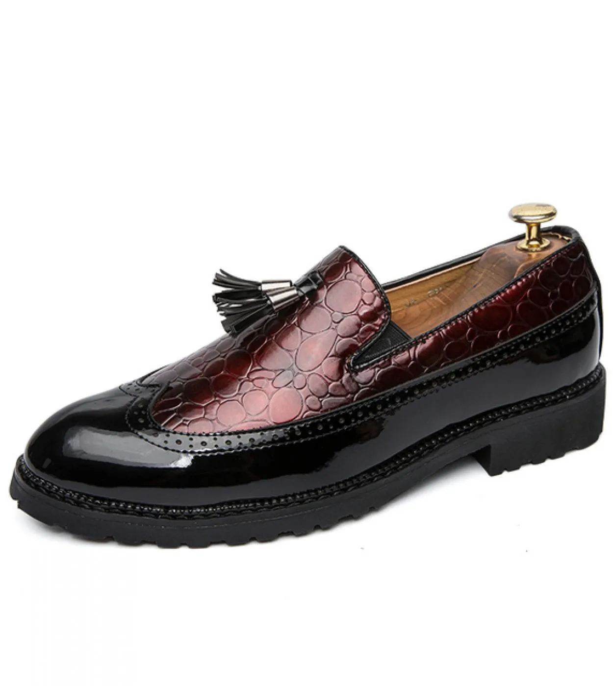 Nuove scarpe da uomo primaverili e autunnali Scarpe brogue da uomo Scarpe casual in pelle comode Scarpe da ballo di lusso Scarpe