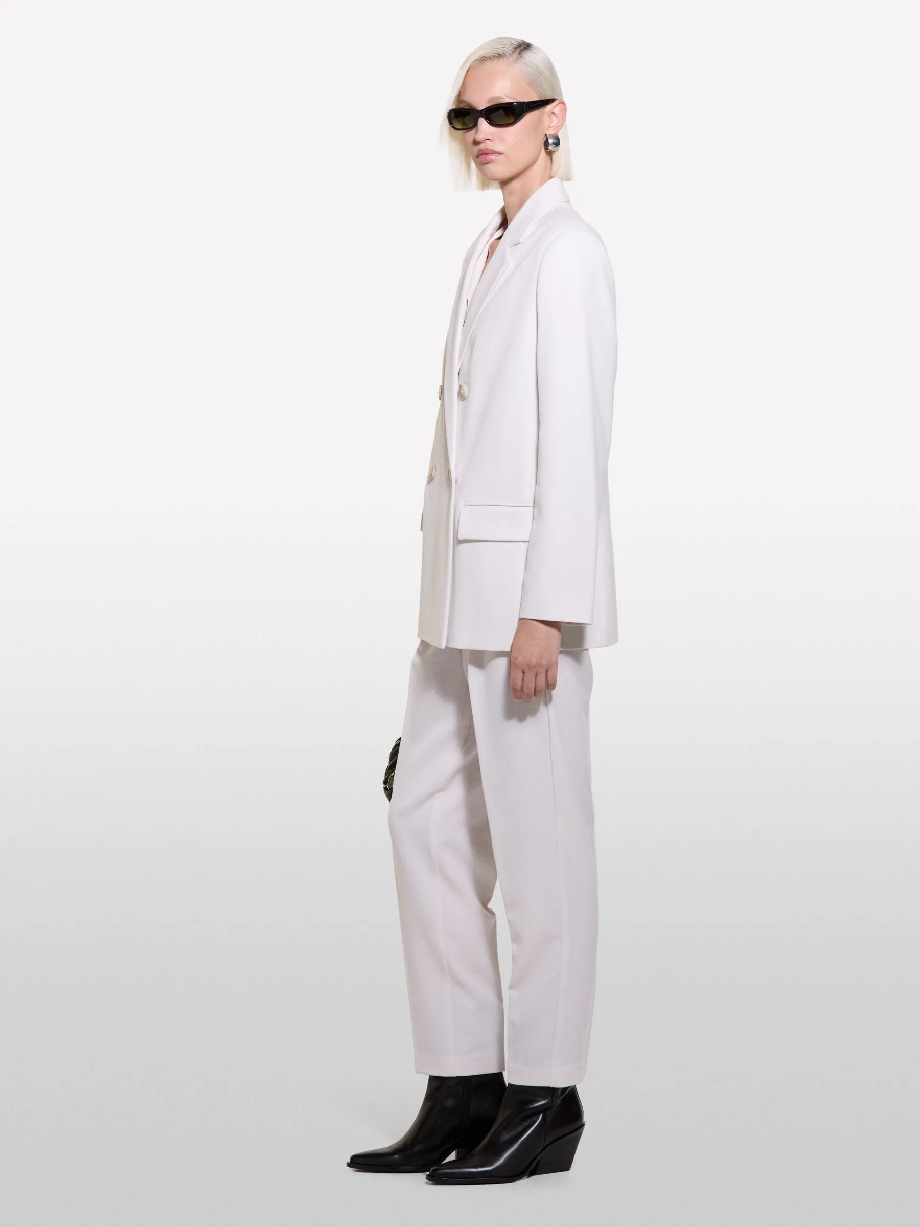 Nuovi arrivi      Blazer bianco panna doppiopetto