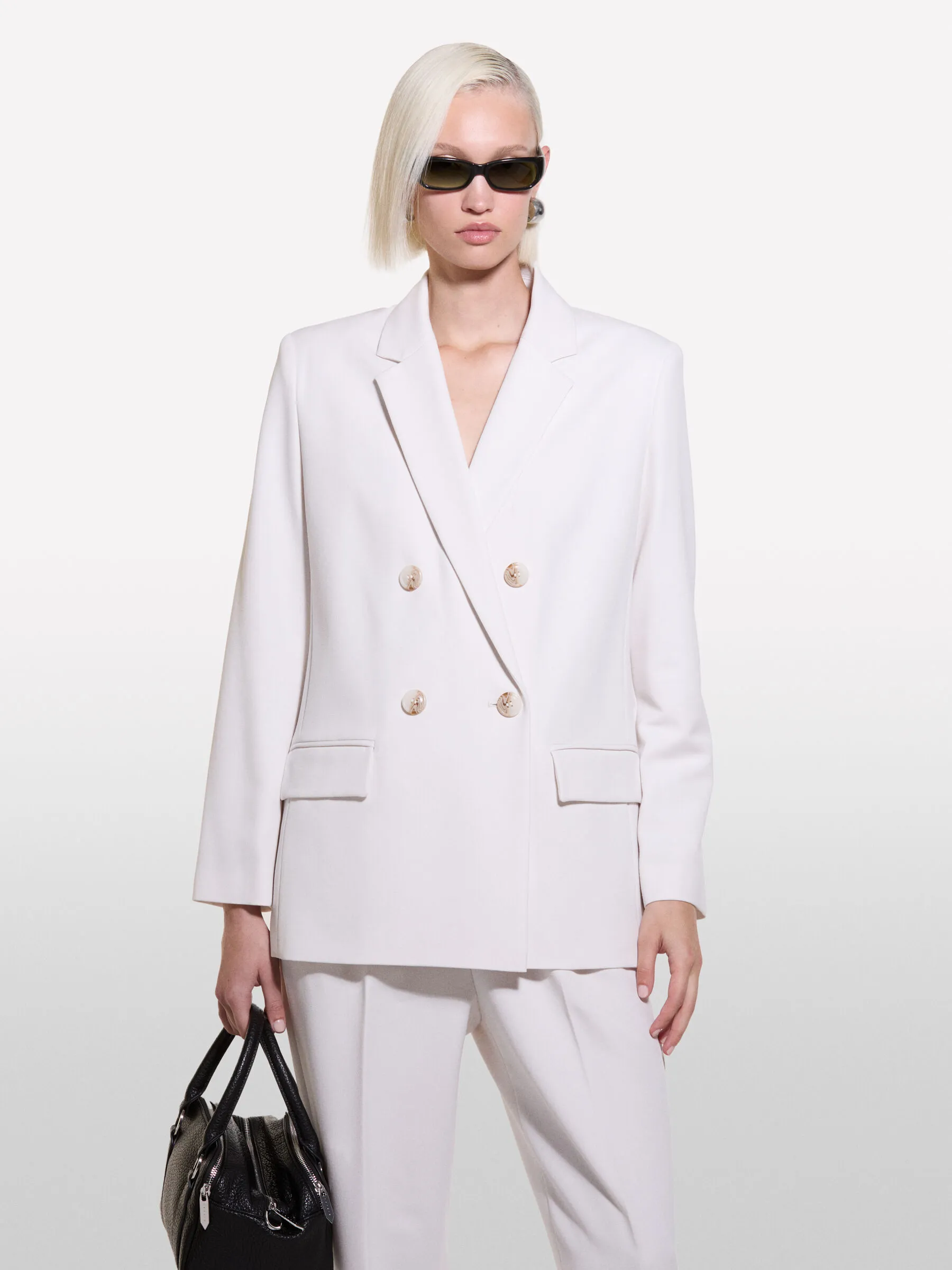 Nuovi arrivi      Blazer bianco panna doppiopetto