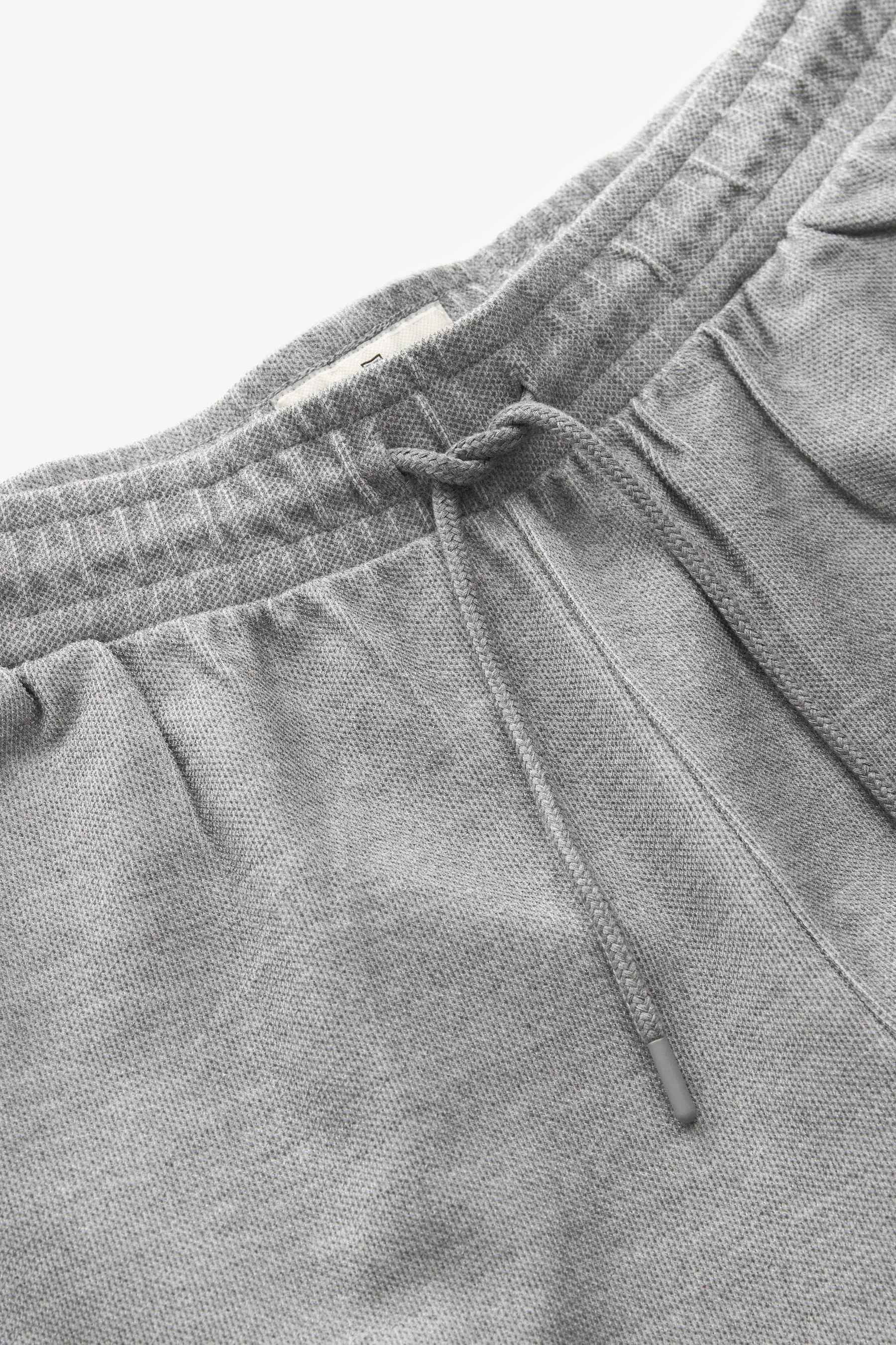 Pantaloni da jogging elegante stretti in fondo