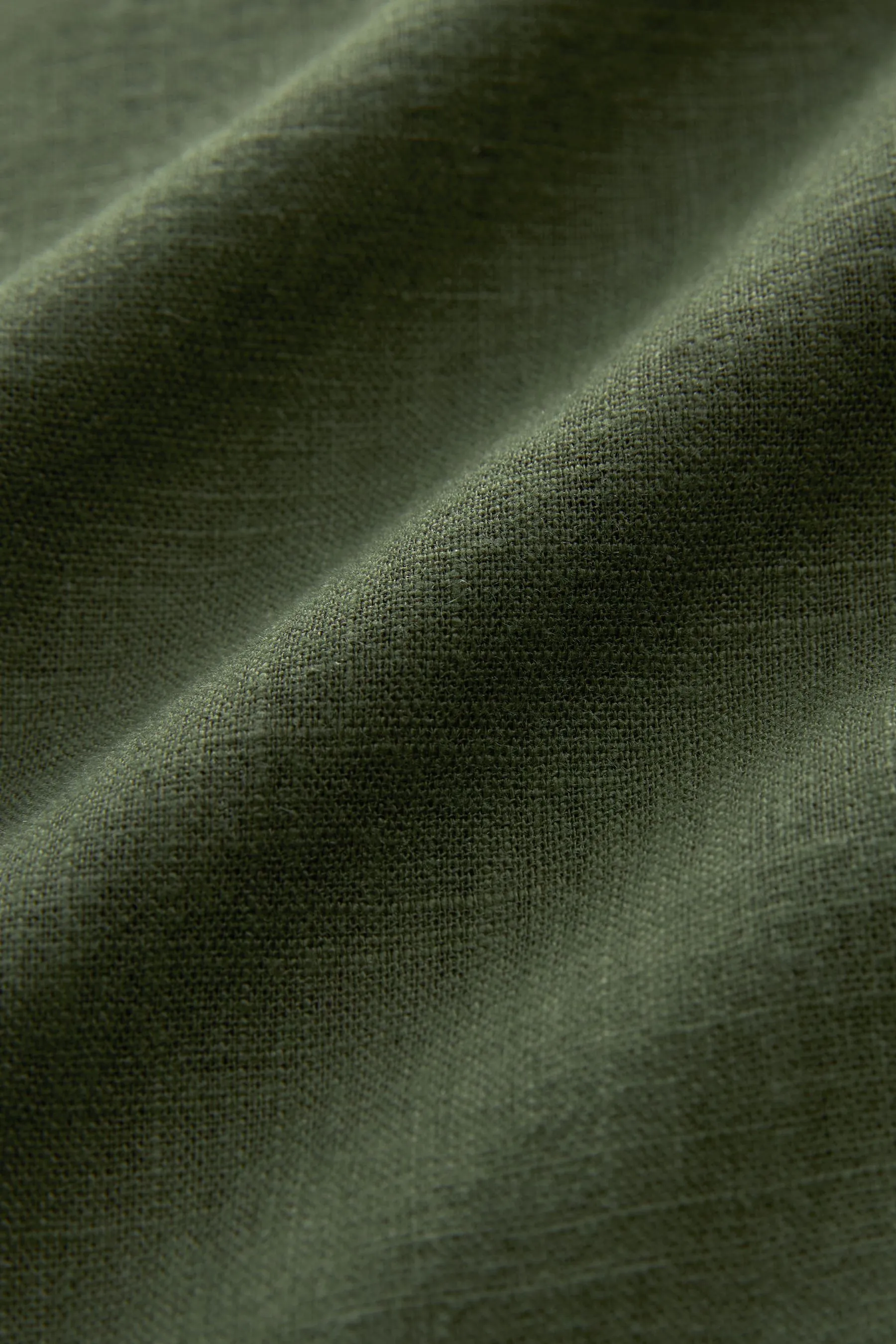 Pantaloni stretti in fondo in misto lino