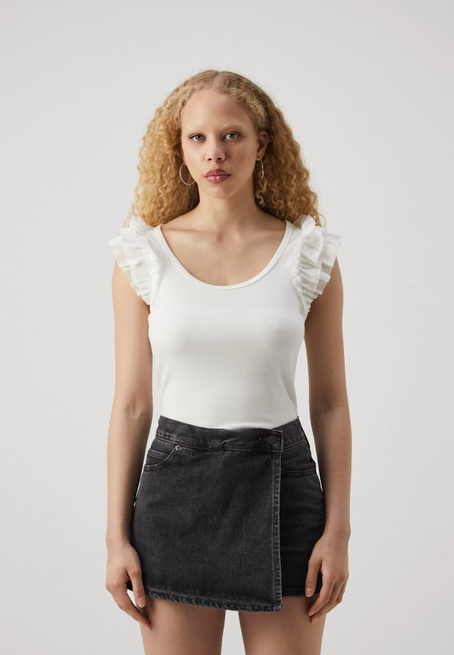 RUFFLE - T-shirt con stampa