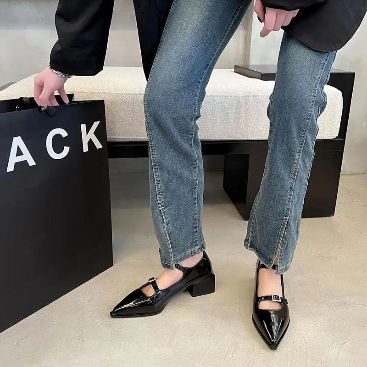 Scarpe a punta da donna Mary Jane Scarpe da donna Moda basse Scarpe con tacco medio Scarpe primaverili in pelle Elgant Paryt