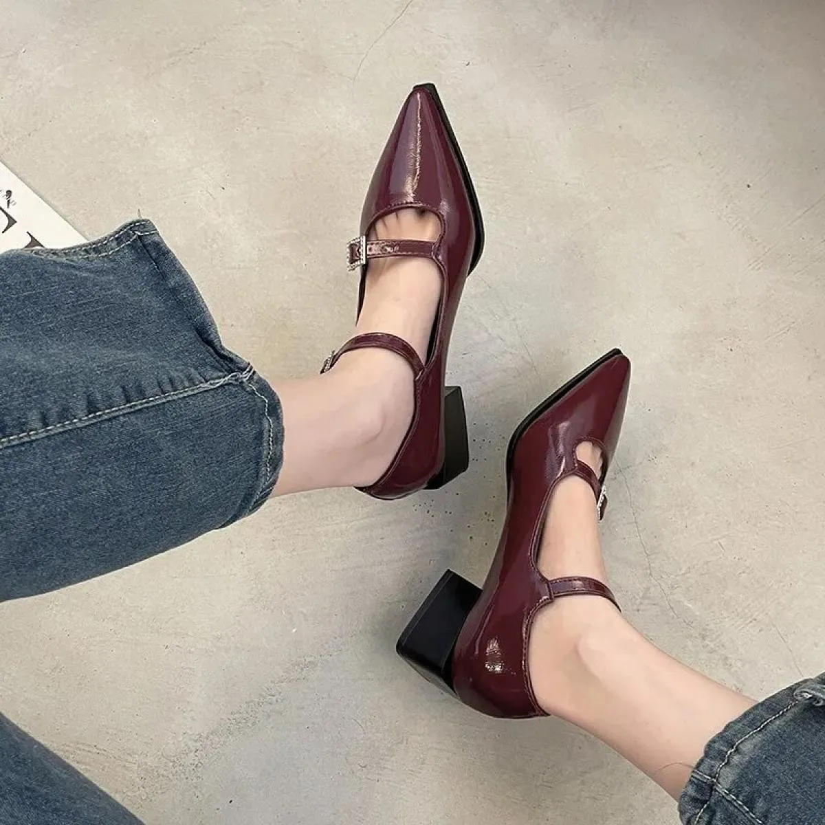 Scarpe a punta da donna Mary Jane Scarpe da donna Moda basse Scarpe con tacco medio Scarpe primaverili in pelle Elgant Paryt