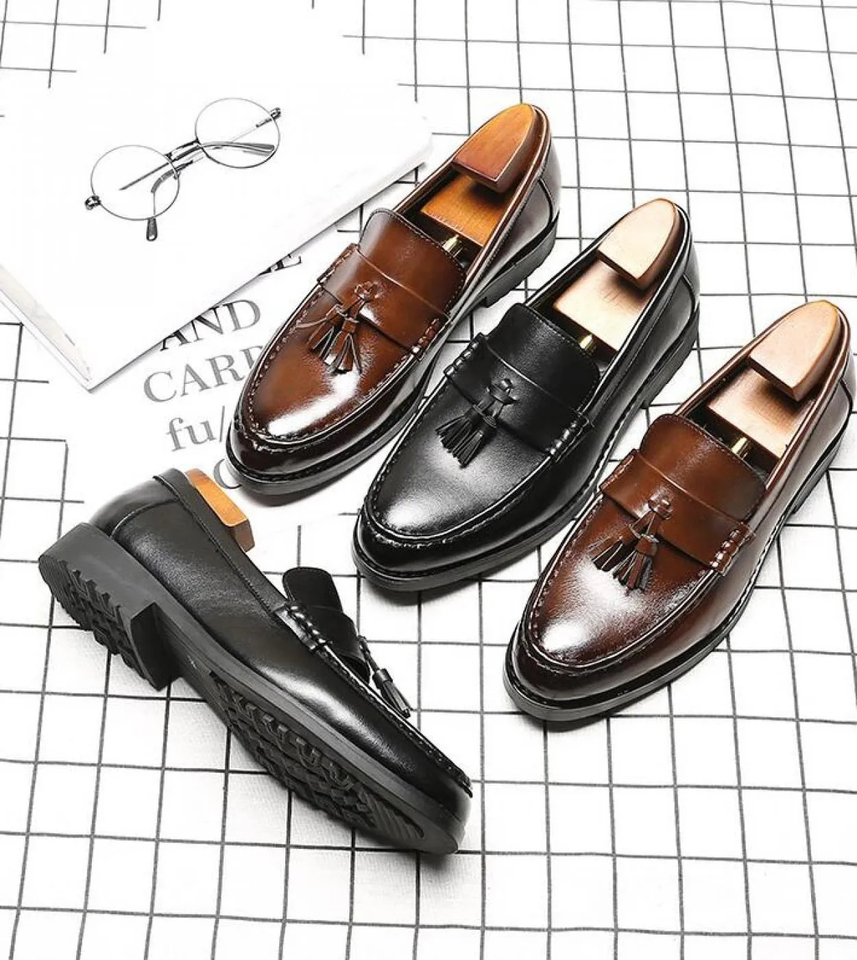 Scarpe basse da uomo Oxford in pelle Scarpe formali Scarpe eleganti da uomo Scarpe da sposa in pelle Paty stile brogue fatte a m