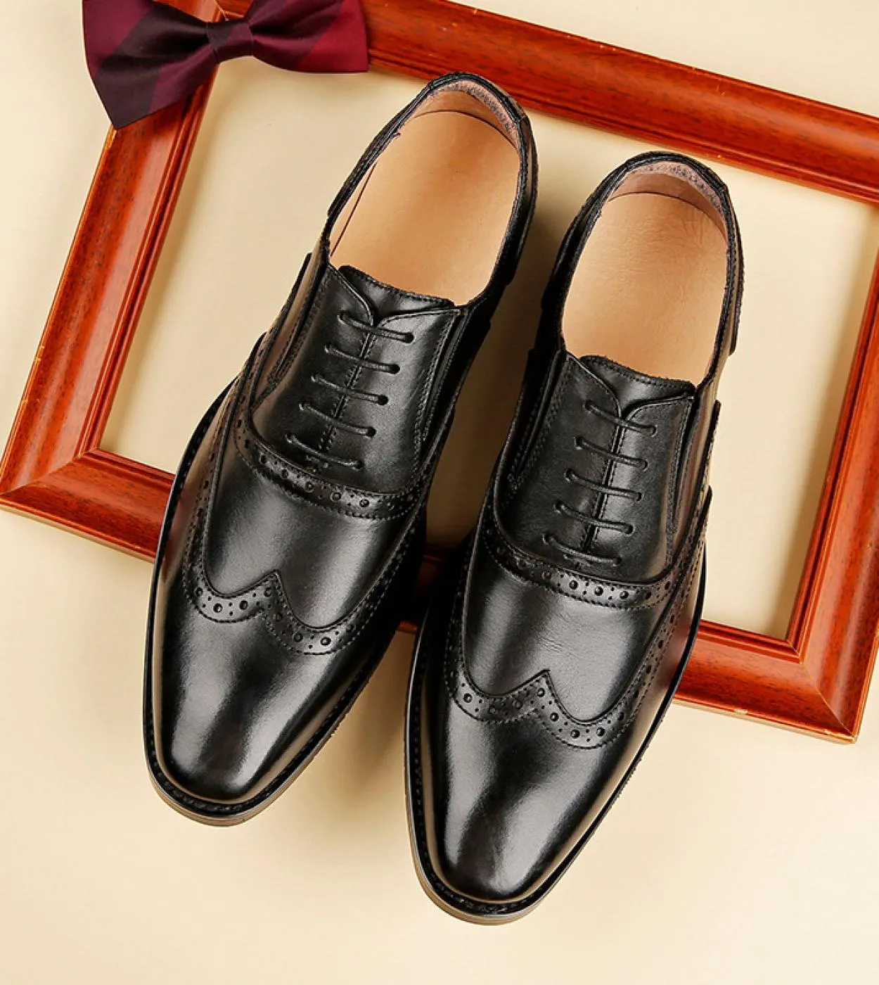 Scarpe brogue Scarpe da uomo Pu Tinta unita Moda Business Casual Quotidiano Classico Cuciture intagliate Scarpe eleganti stringa