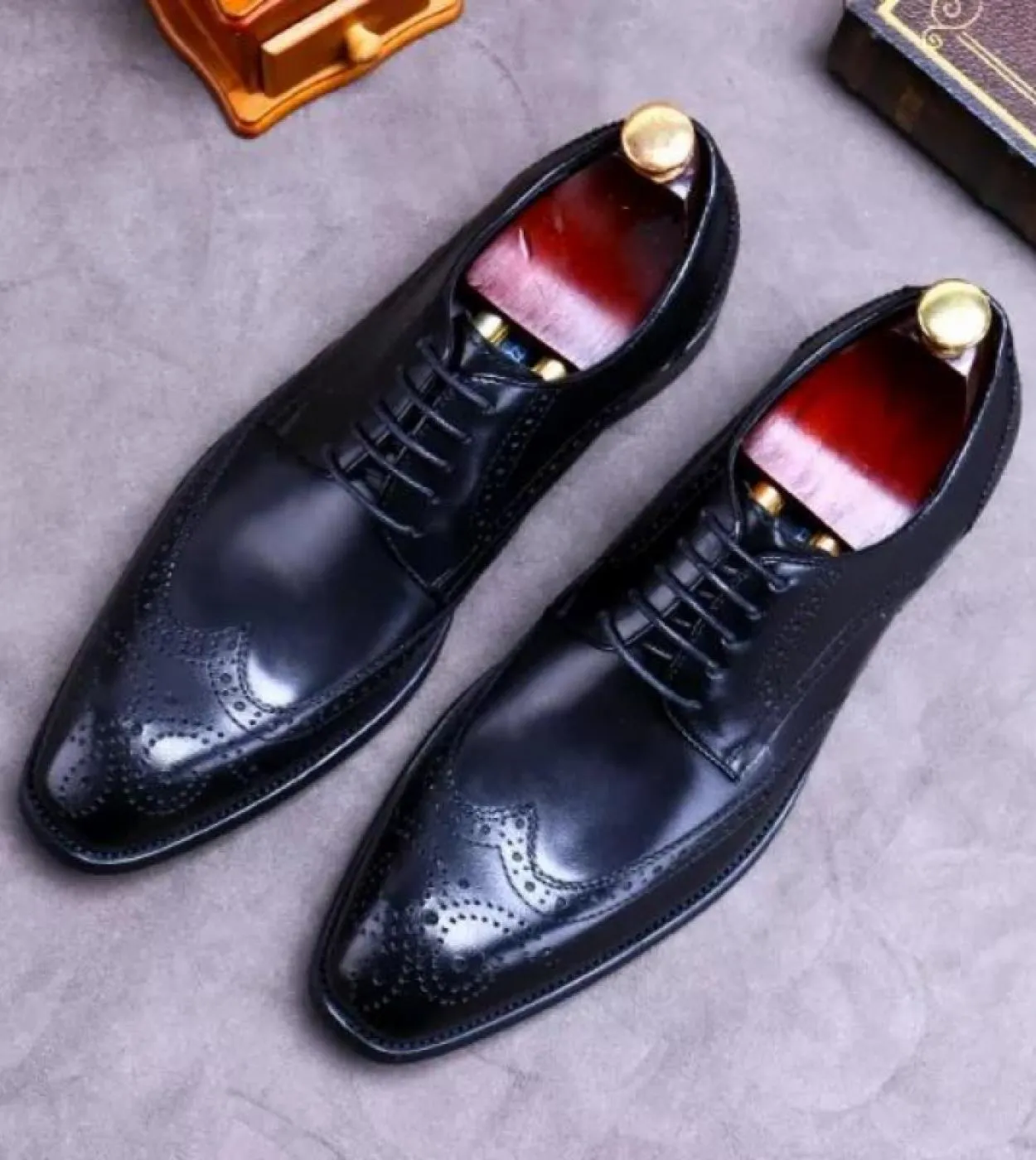 Scarpe brogue Scarpe da uomo Pu Tinta unita Moda Classico Business Casual Pendolare Hollow Wingtip Stringate Scarpe eleganti der