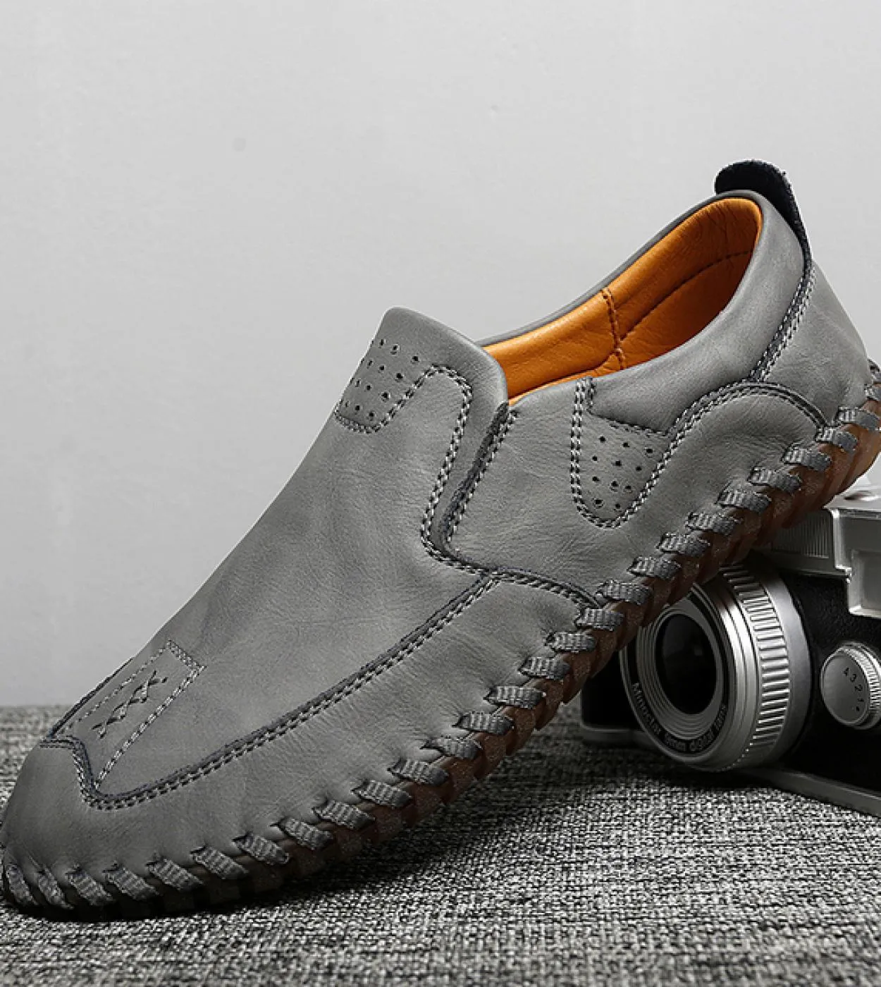 Scarpe da barca da uomo Mocassini Mocassini da uomo in pelle Sneakers leggere Scarpe da guida traspiranti italiane Scarpe casual