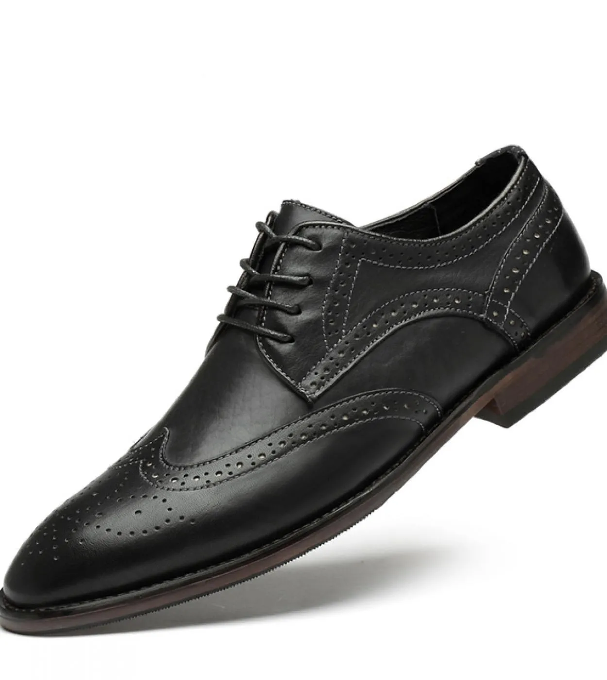 Scarpe da uomo Scarpe derby di lusso casual Scarpe brogue da lavoro in vera pelle Scarpe a punta Eleganti scarpe formali Alta qu