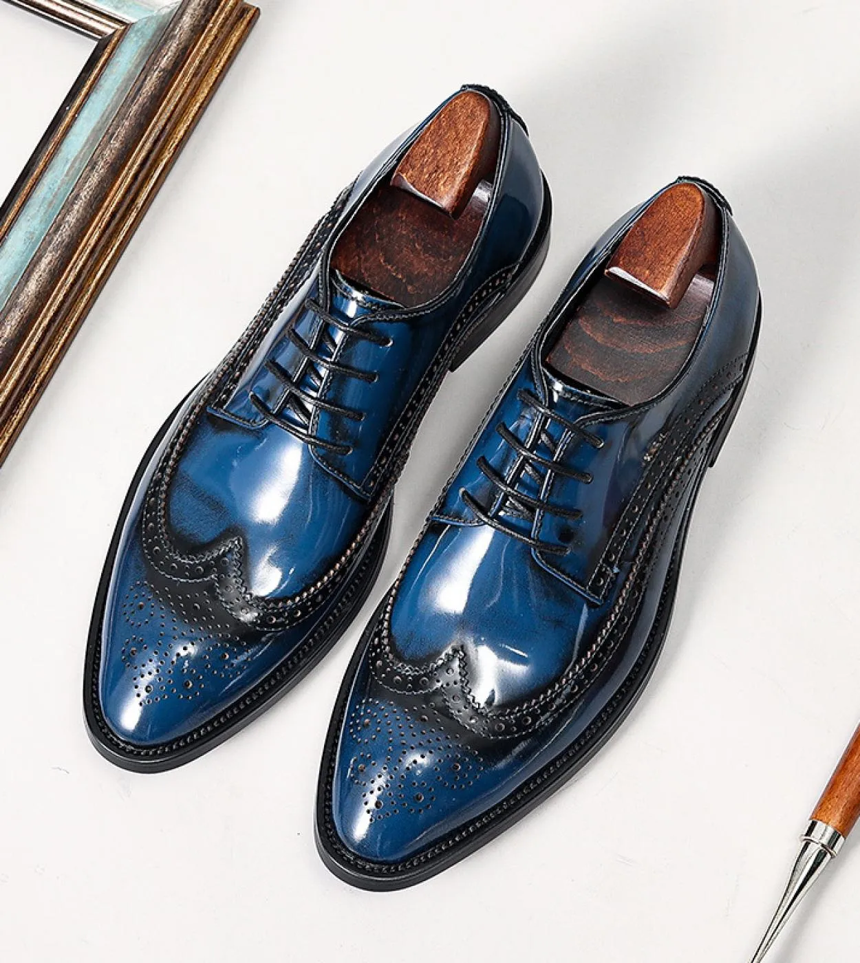 Scarpe eleganti da uomo blu nero Scarpe brogue da sposa in pelle Scarpe da uomo fatte a mano da sposa