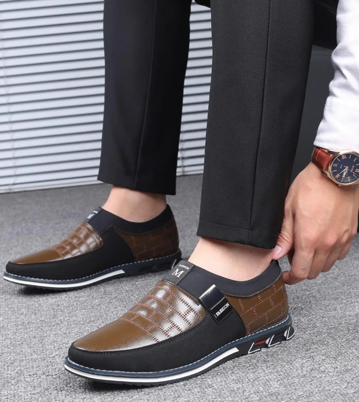 Scarpe in pelle più nuove Scarpe casual da uomo Mocassini Mocassini Hombre Scarpe da ginnastica antiscivolo traspiranti Scarpe d
