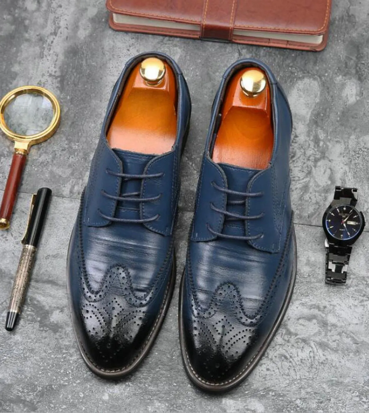 Scarpe oxford da uomo di marca di lusso Scarpe brogue da festa di nozze Scarpe eleganti da uomo Scarpe da lavoro formali in vera