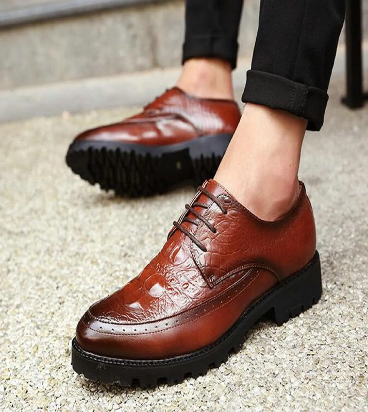 Scarpe oxford da uomo di marca di lusso Scarpe da uomo brogue da festa di nozze Scarpe eleganti da uomo Scarpe da lavoro formali