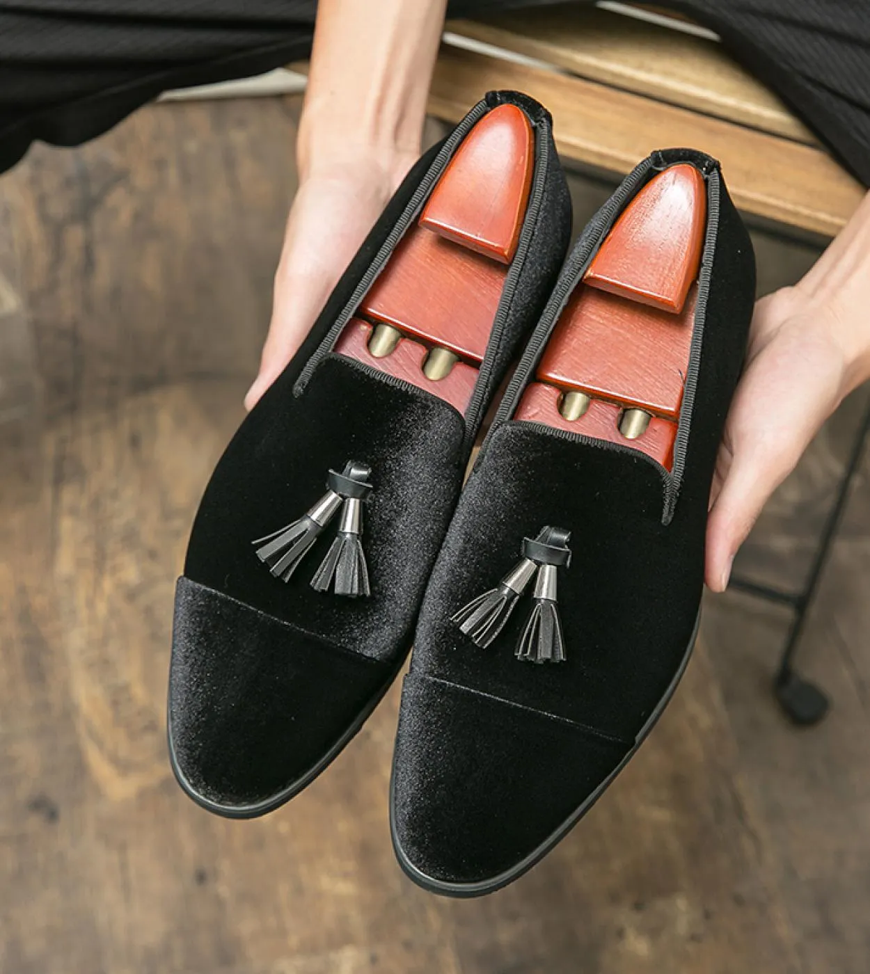 Scarpe piatte in pelle scamosciata primaverili e autunnali Mocassini da uomo Mocassini in morbida pelle con nappe Scarpe da guid