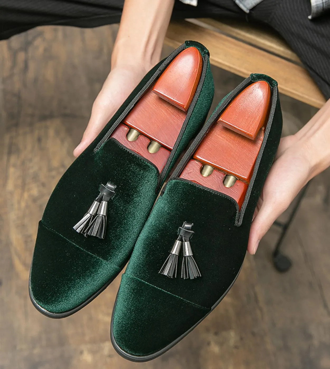 Scarpe piatte in pelle scamosciata primaverili e autunnali Mocassini da uomo Mocassini in morbida pelle con nappe Scarpe da guid
