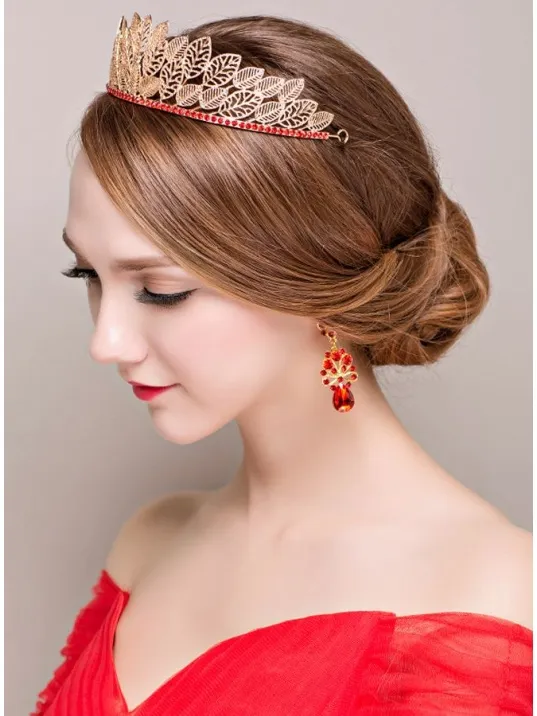 Tiara con foglie dorate ed Orecchini di strass rossi