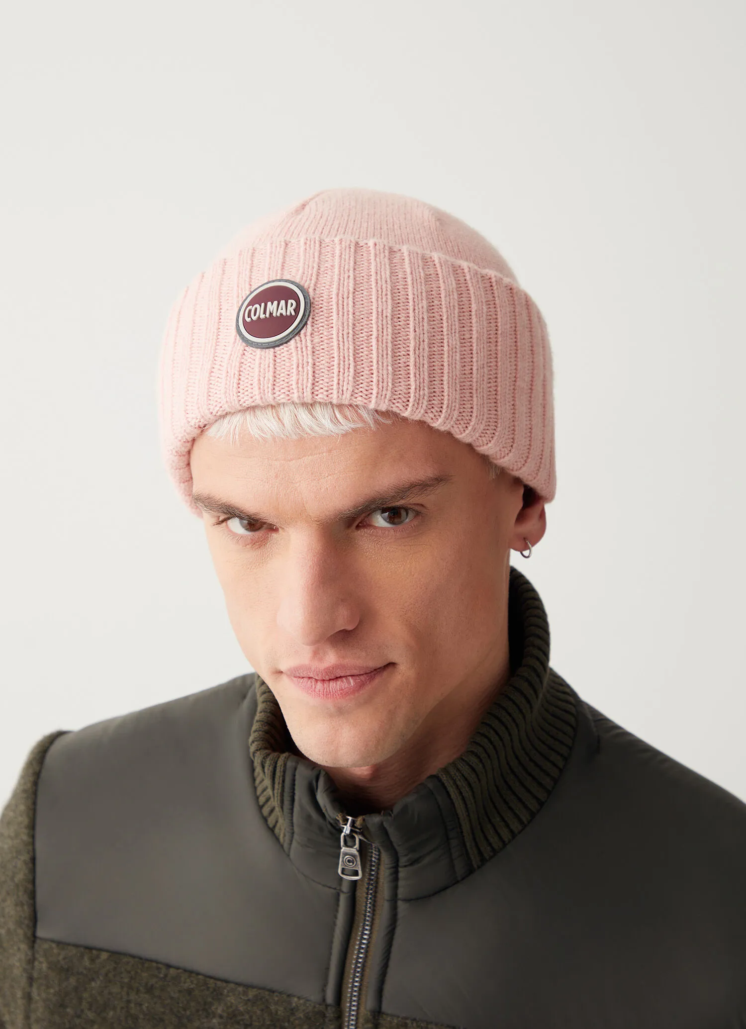 Unisex hat with prominent cuff